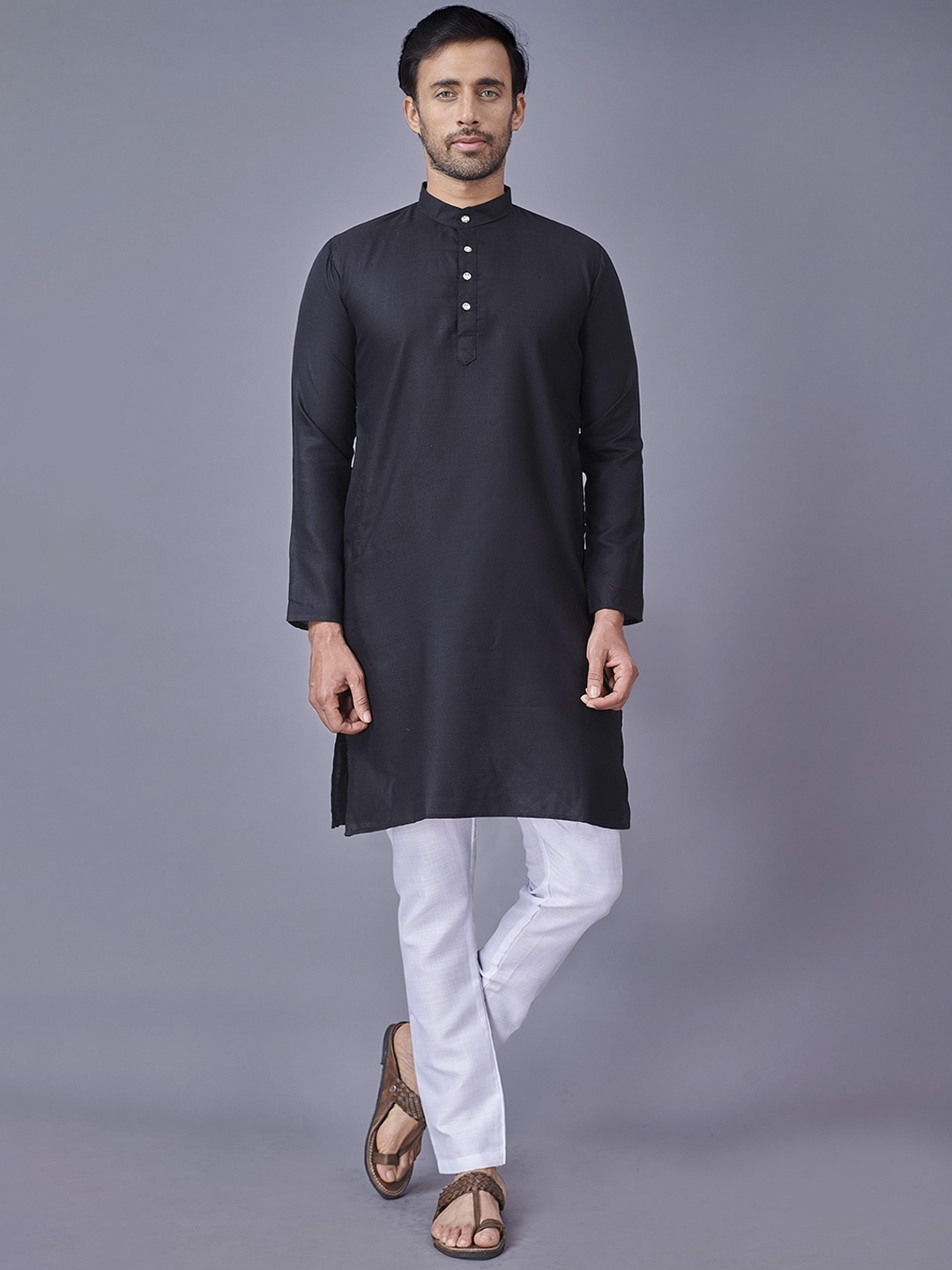 

Fashion FRICKS Men Black Kurta with Pyjamas