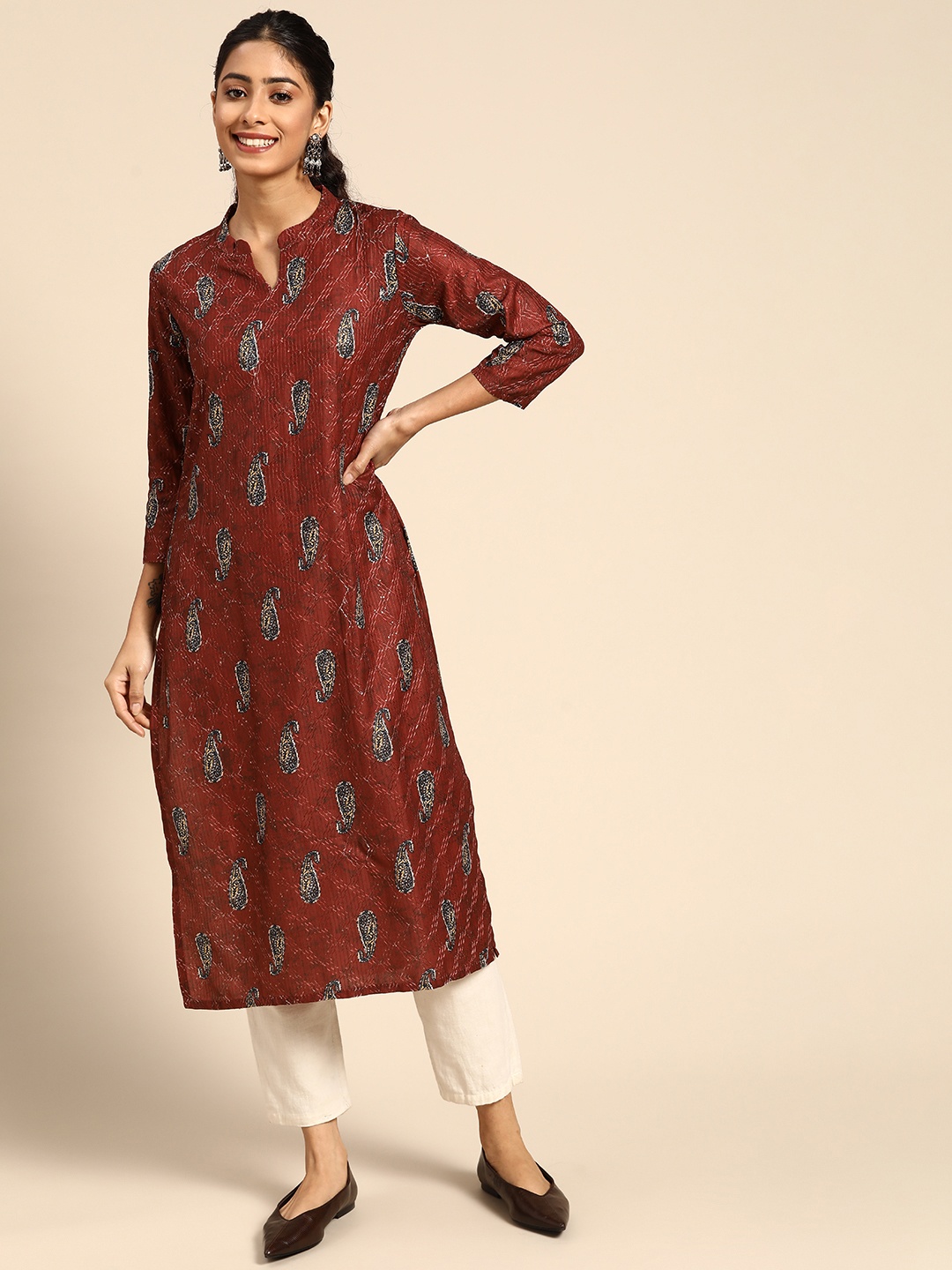 

Sangria Women Maroon & Black Paisley Printed Kurta