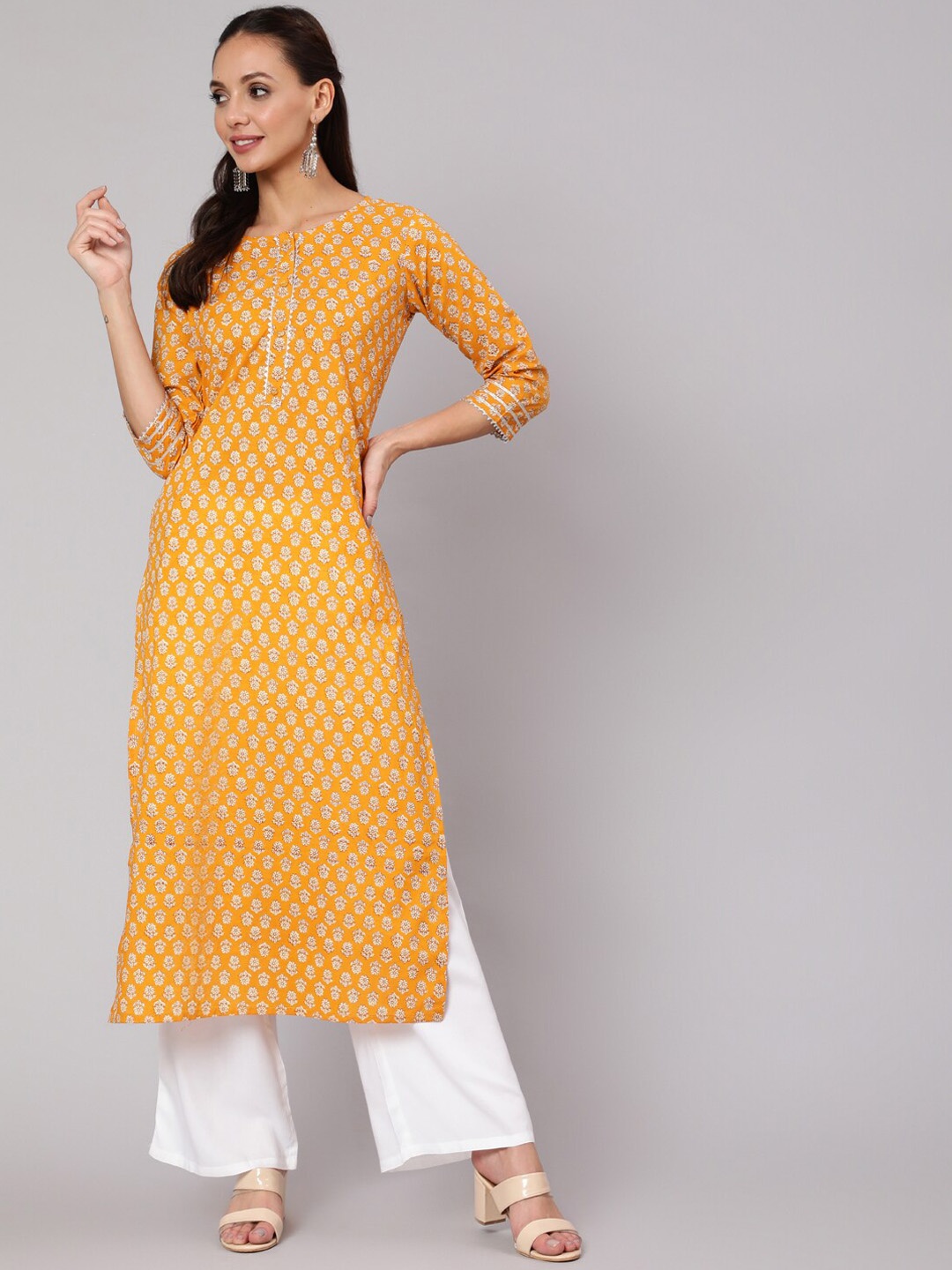

Nayo Women Mustard Yellow Floral Printed Gotta Patti Kurta