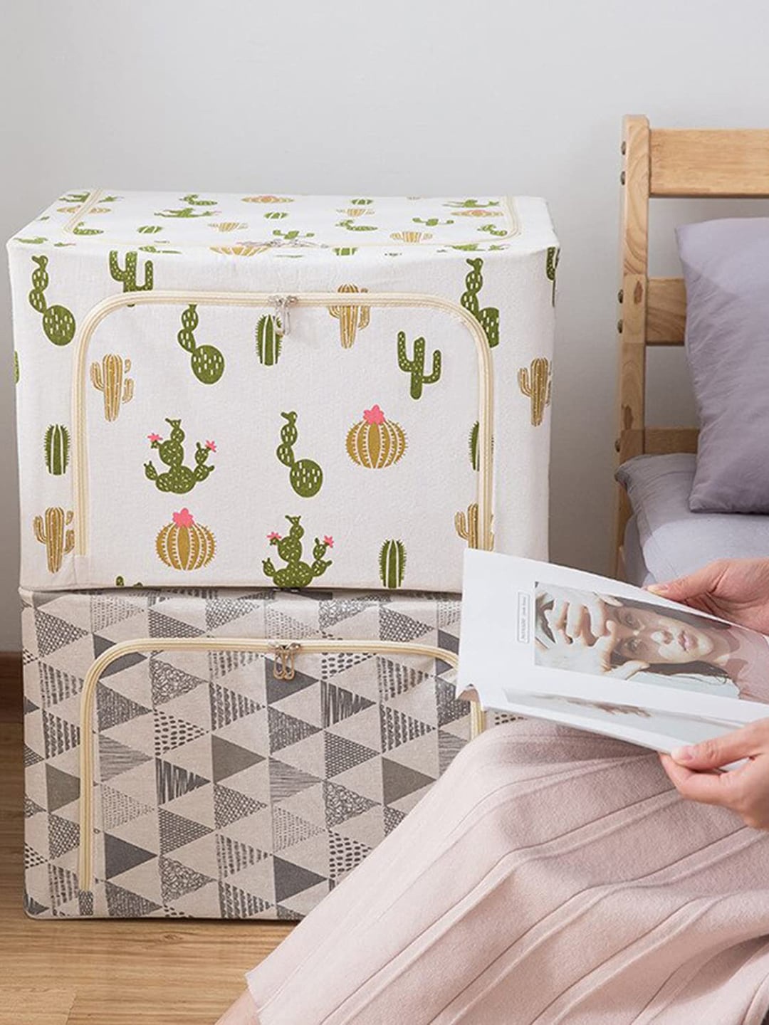 

HOUSE OF QUIRK Beige & Blue Geometric Printed Organisers - 100 l