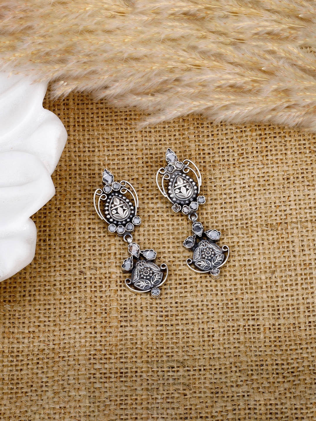 

SANGEETA BOOCHRA women's Silver-Toned Contemporary Studs Earrings