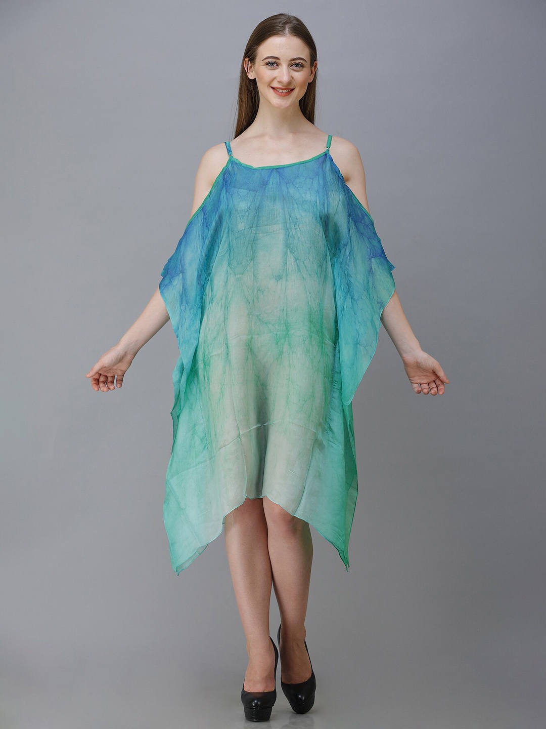 

Rajoria Instyle Blue & Green Tie and Dye Dyed Georgette Kaftan Midi Dress