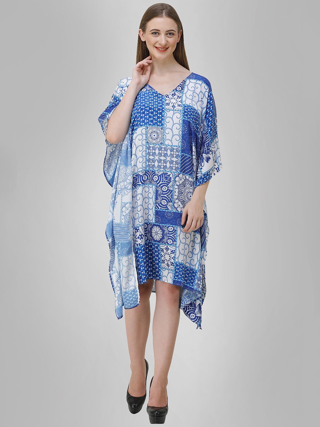 

Rajoria Instyle Blue & White Ethnic Motifs Georgette Ethnic Kaftan Dress