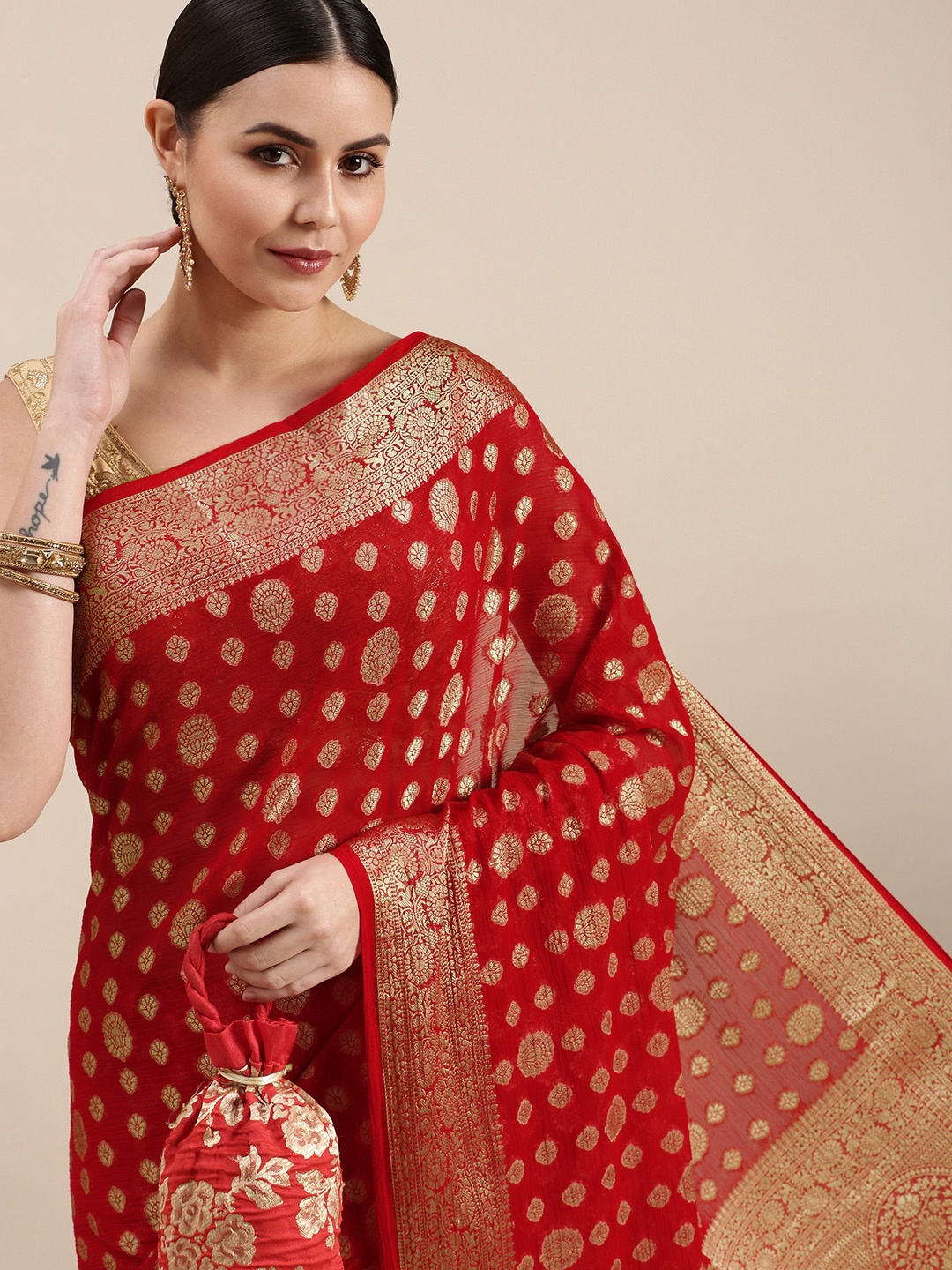 

Rani Saahiba Red & Gold-Toned Woven Design Saree