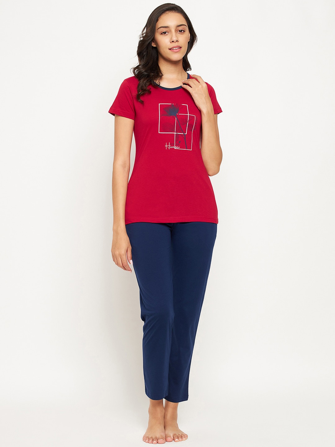 

Okane Women Red & Blue Printed Night suit