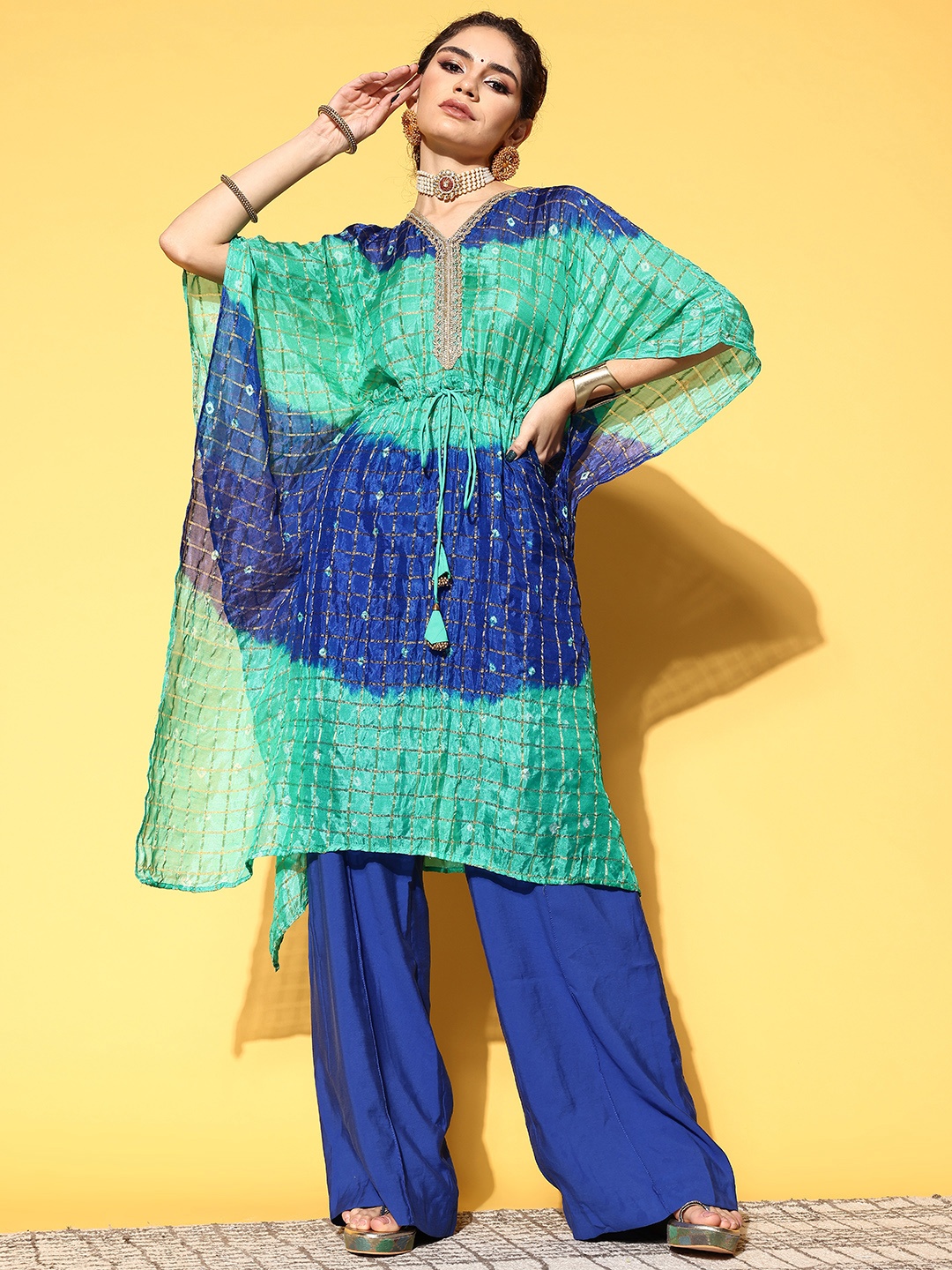 

Varanga Women Blue & Green Bandhani Dyed Flared Sleeves Asymmetric Jacquard Kaftan Kurta