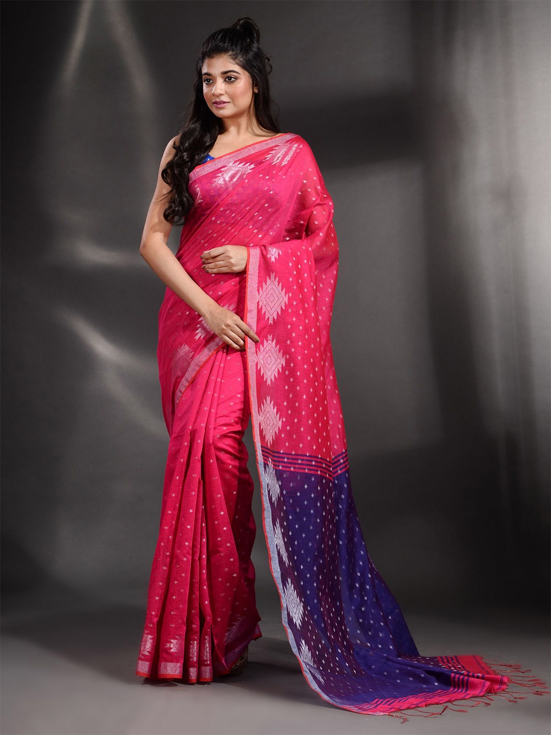 

Arhi Fuchsia & Purple Woven Design Zari Saree