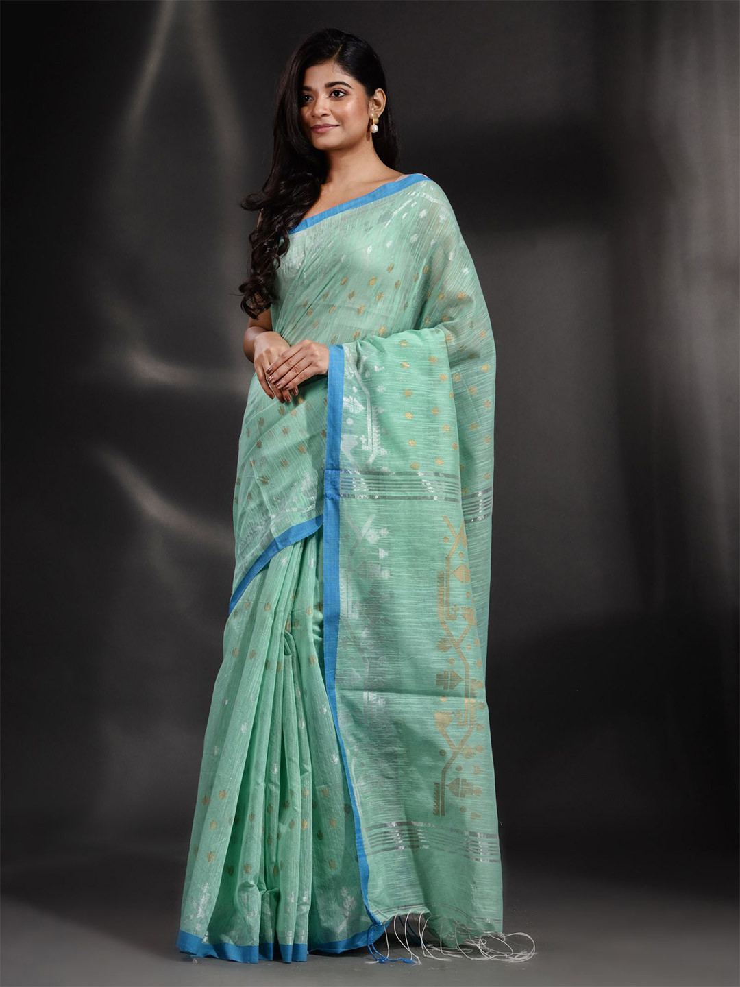 

Arhi Women Green & White Woven Design Zari Pure Cotton Saree