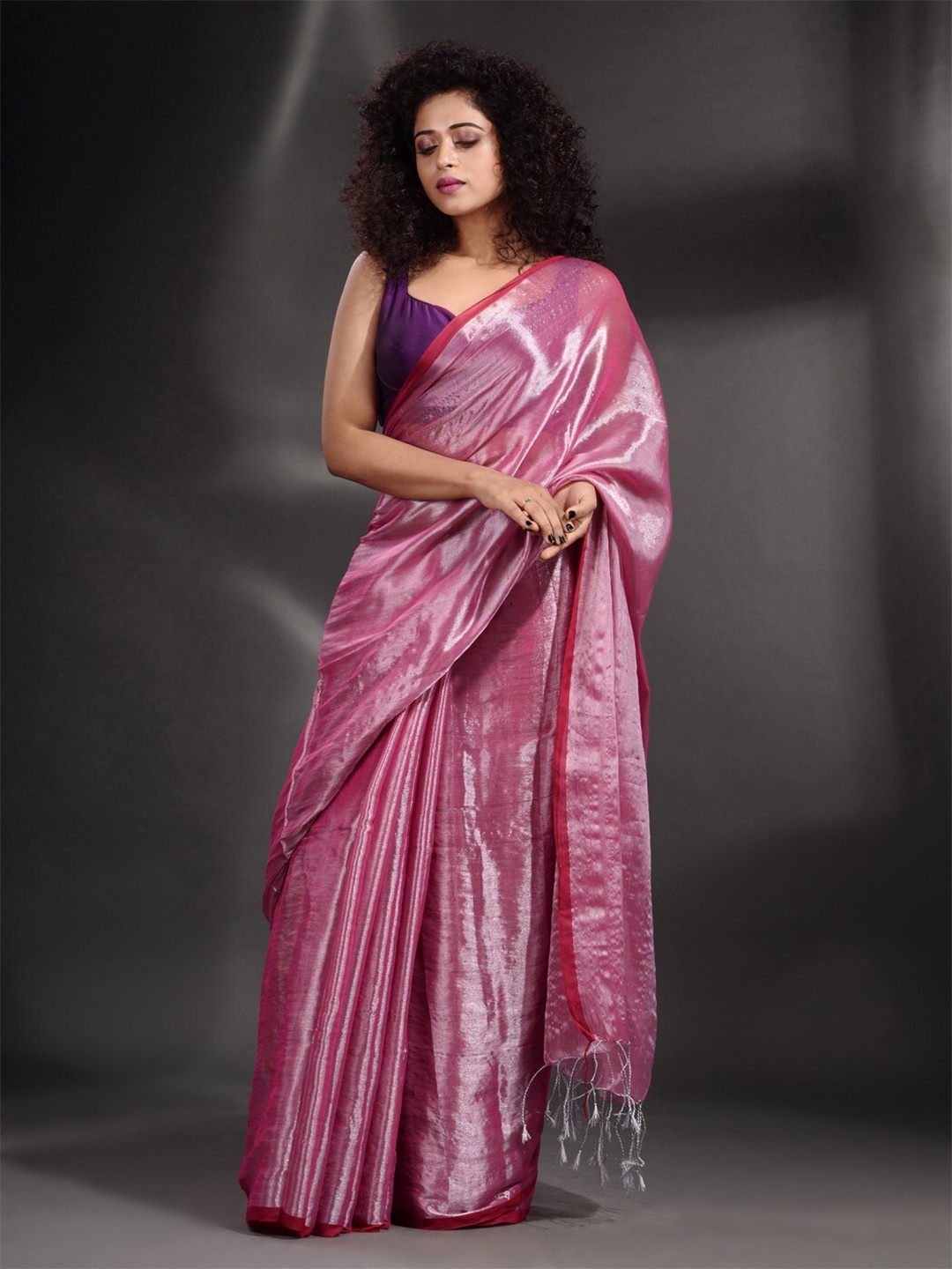 

Arhi Pink & Silver-Toned Woven Design Zari Tissue Saree