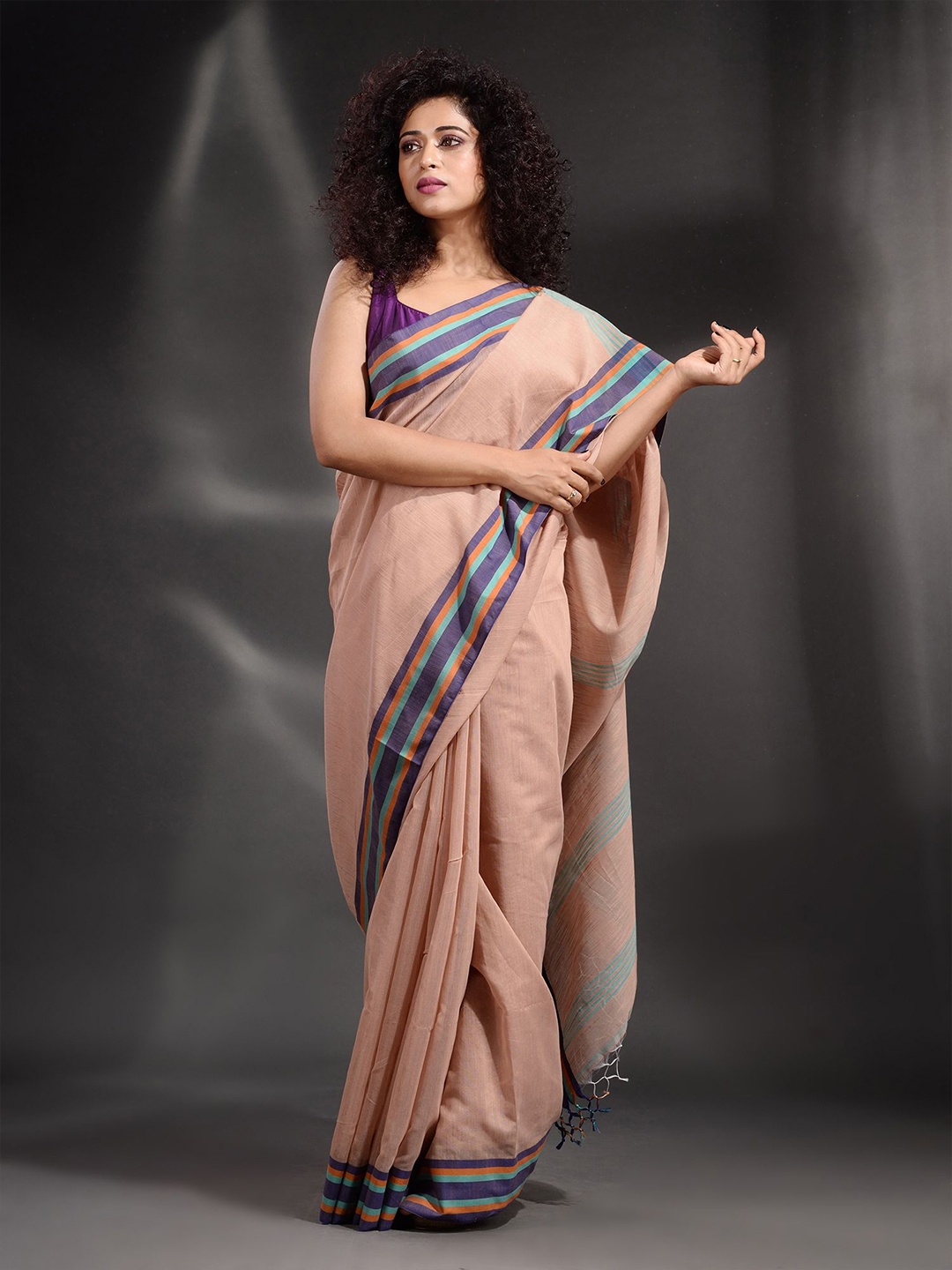 

Arhi Women Cream-Coloured & Blue Pure Cotton Khadi Handwoven Saree