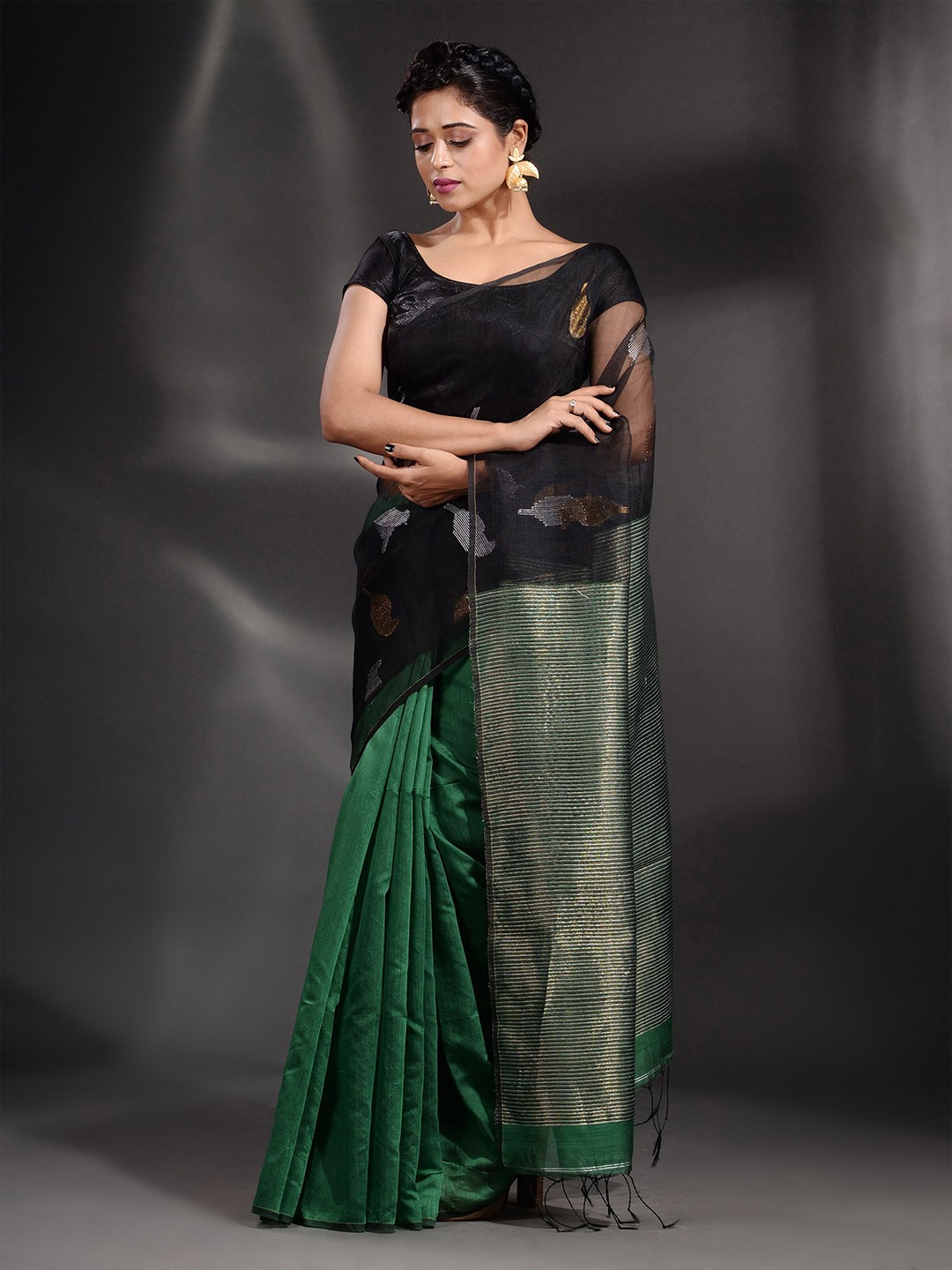 

Arhi Black & Green Woven Design Zari Pallu Saree