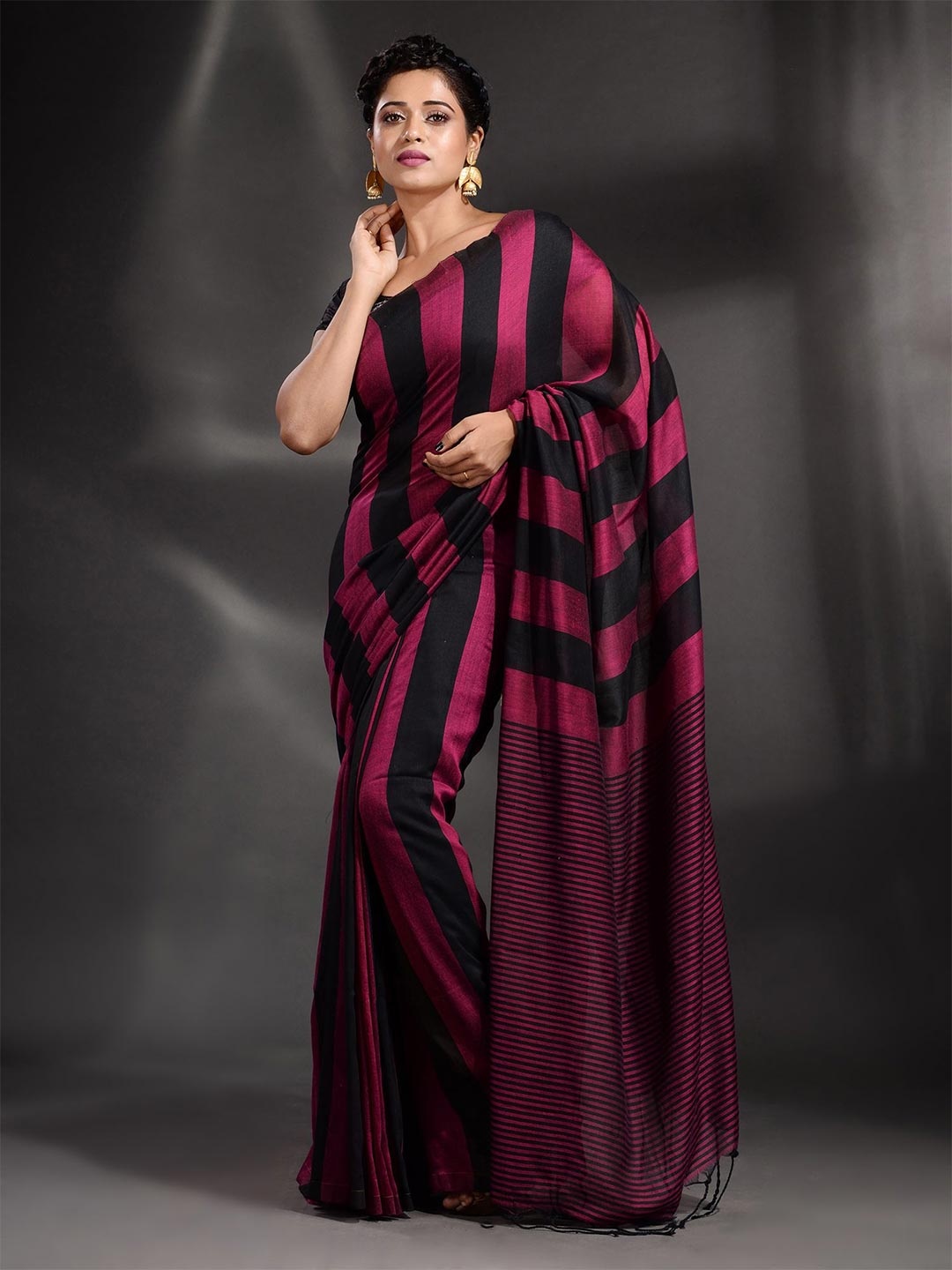 

Arhi Black & Pink Striped Pure Cotton Saree