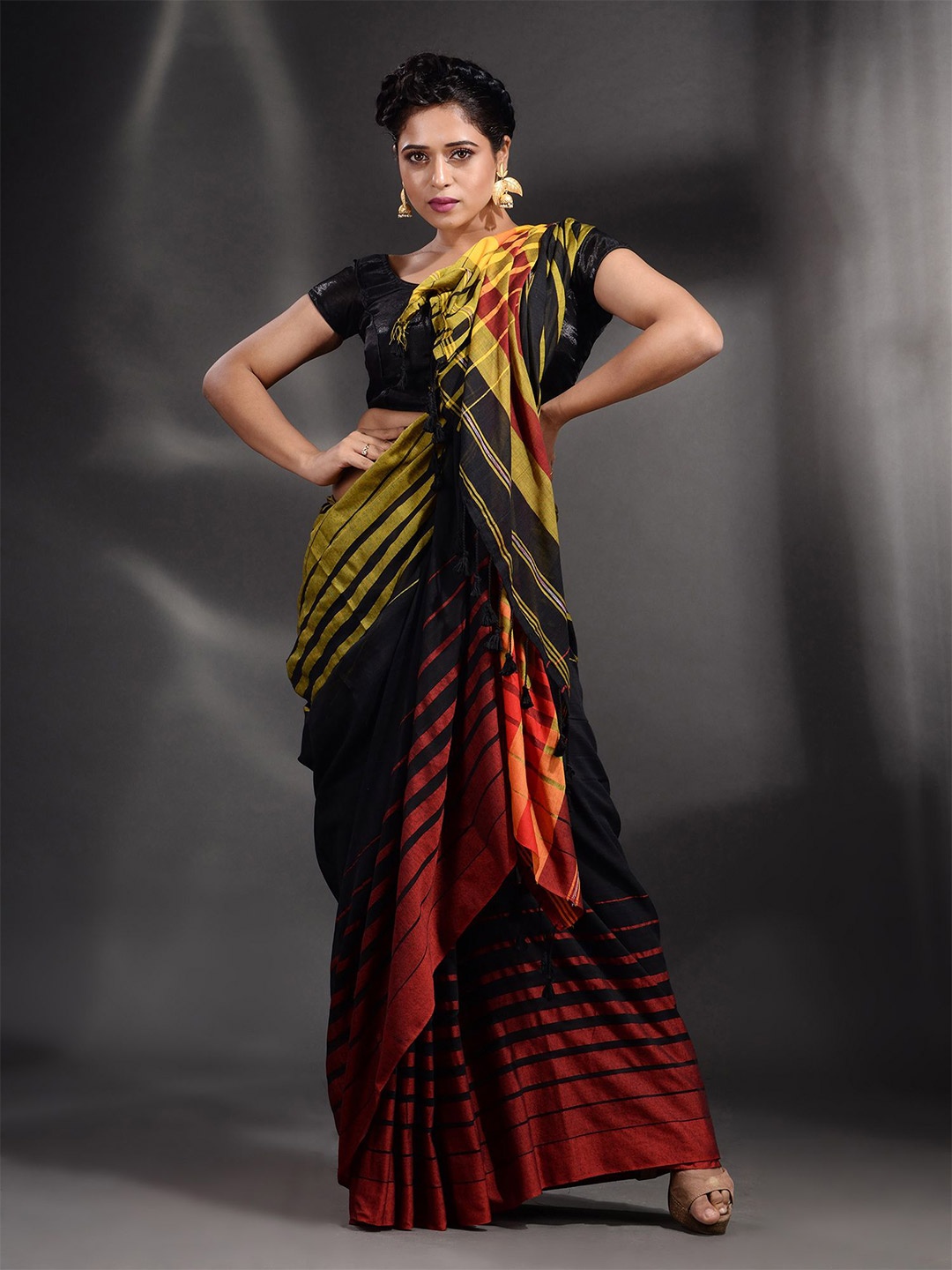 

Arhi Black & Mustard Checked Pure Cotton Saree