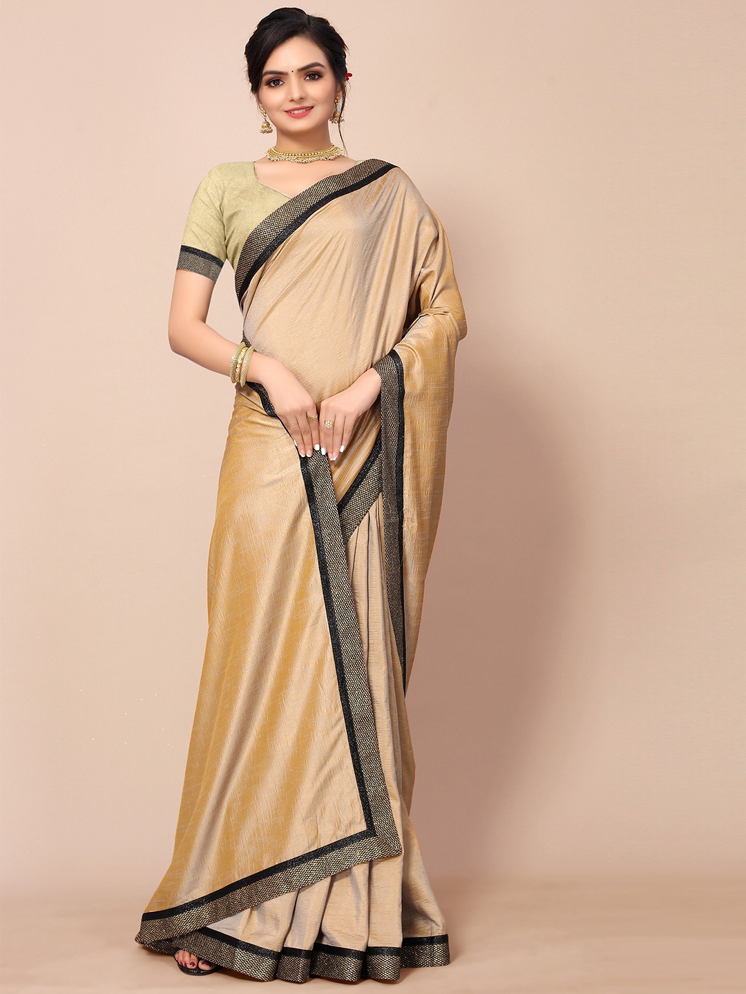 

Mitera Women Beige & Black Emblised Border Saree With Unstitched Blouse Piece