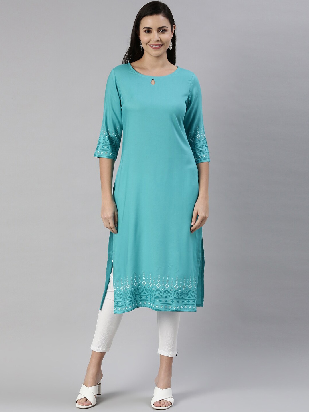 

Marcia Women Blue Keyhole Neck Kurta
