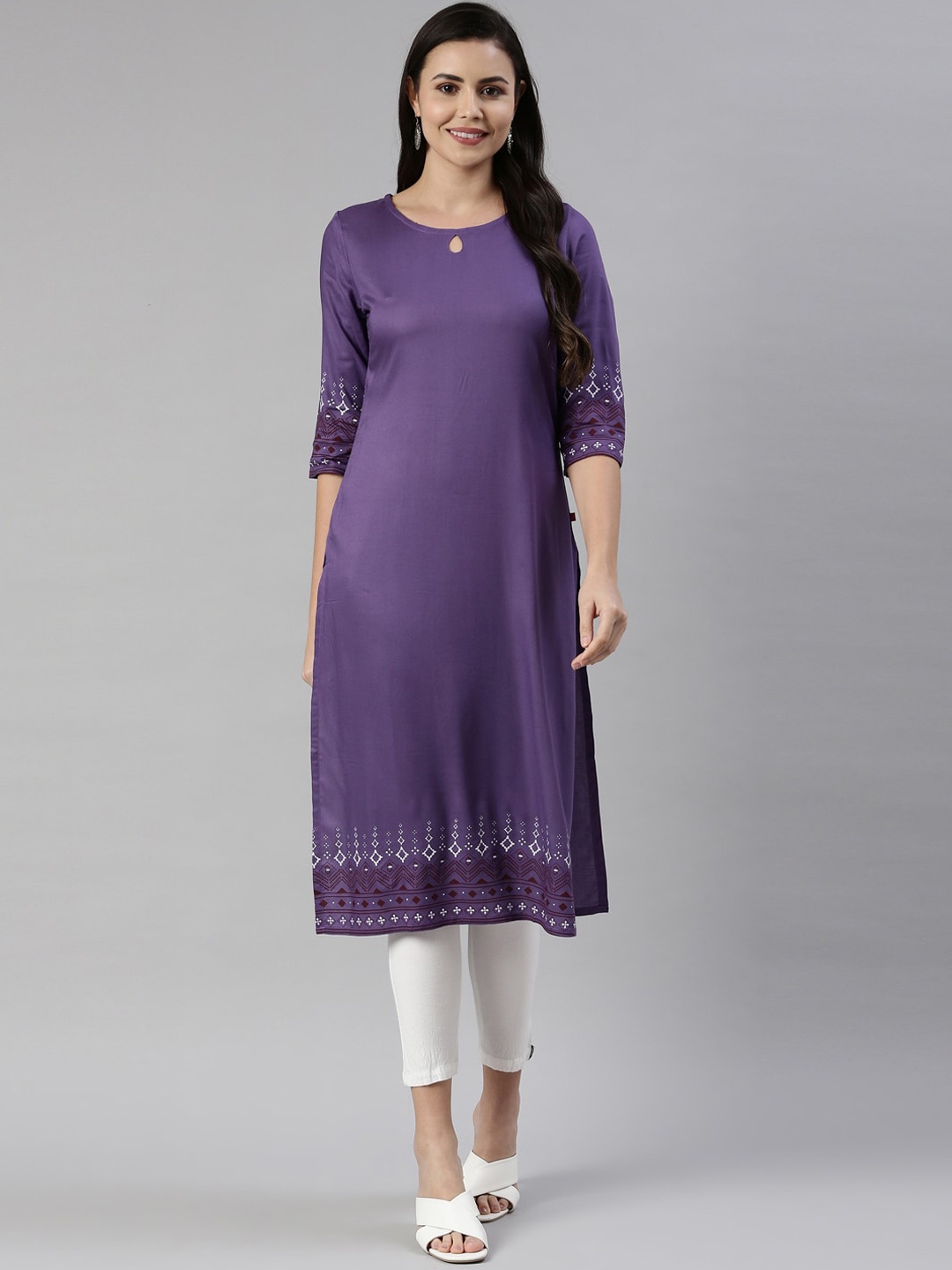 

Marcia Women Purple Geometric Keyhole Neck Kurta