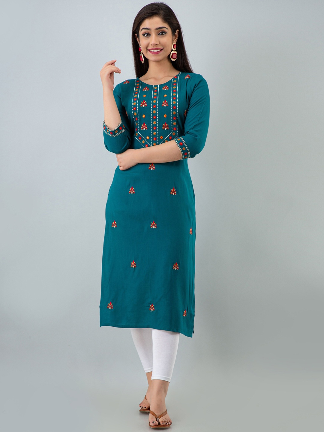 

Charu Women Sea Green Embroidered Viscose Rayon Kurta