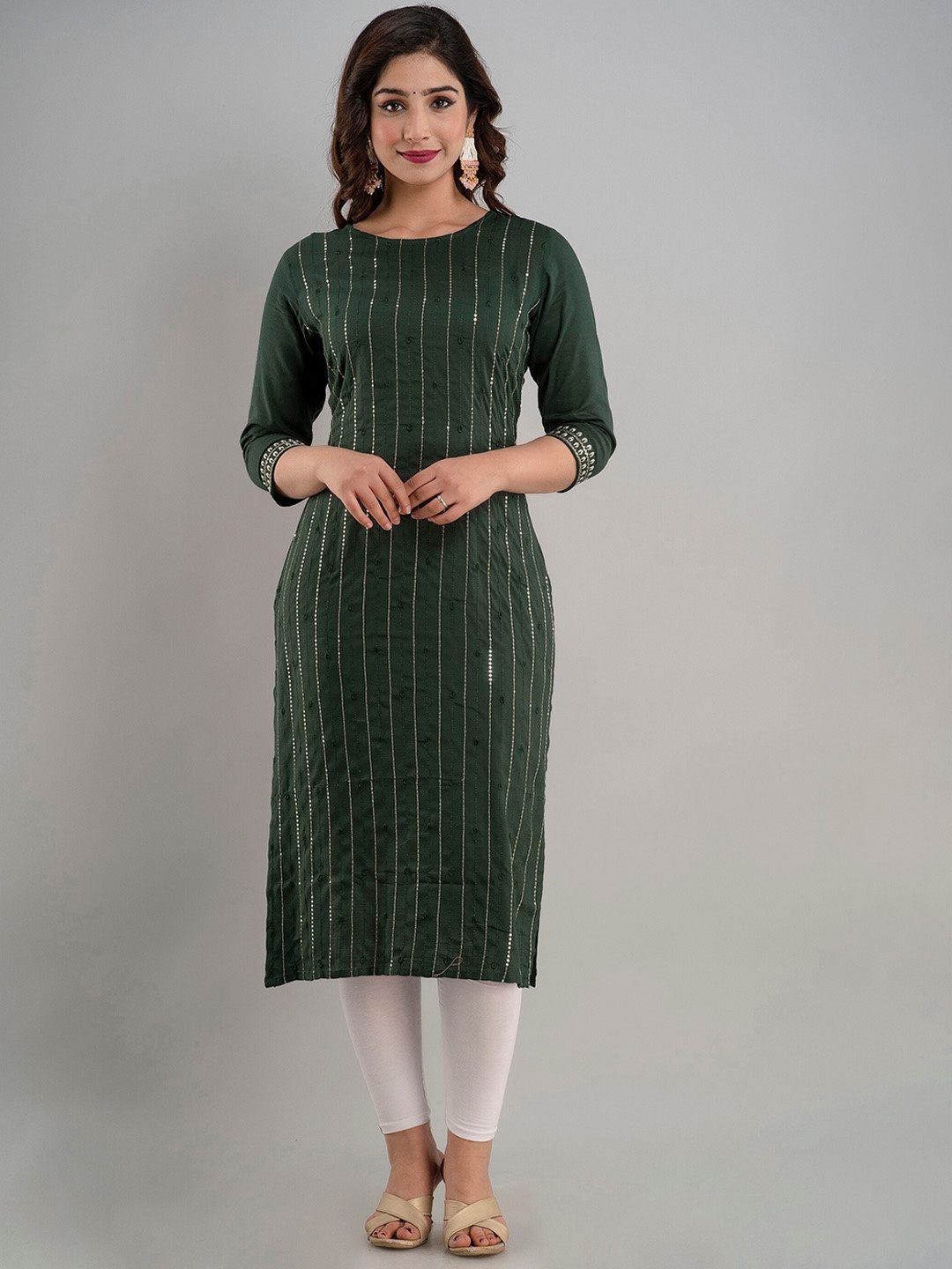 

Charu Women Green & Silver-Toned Embroidered Rayon Straight Kurta