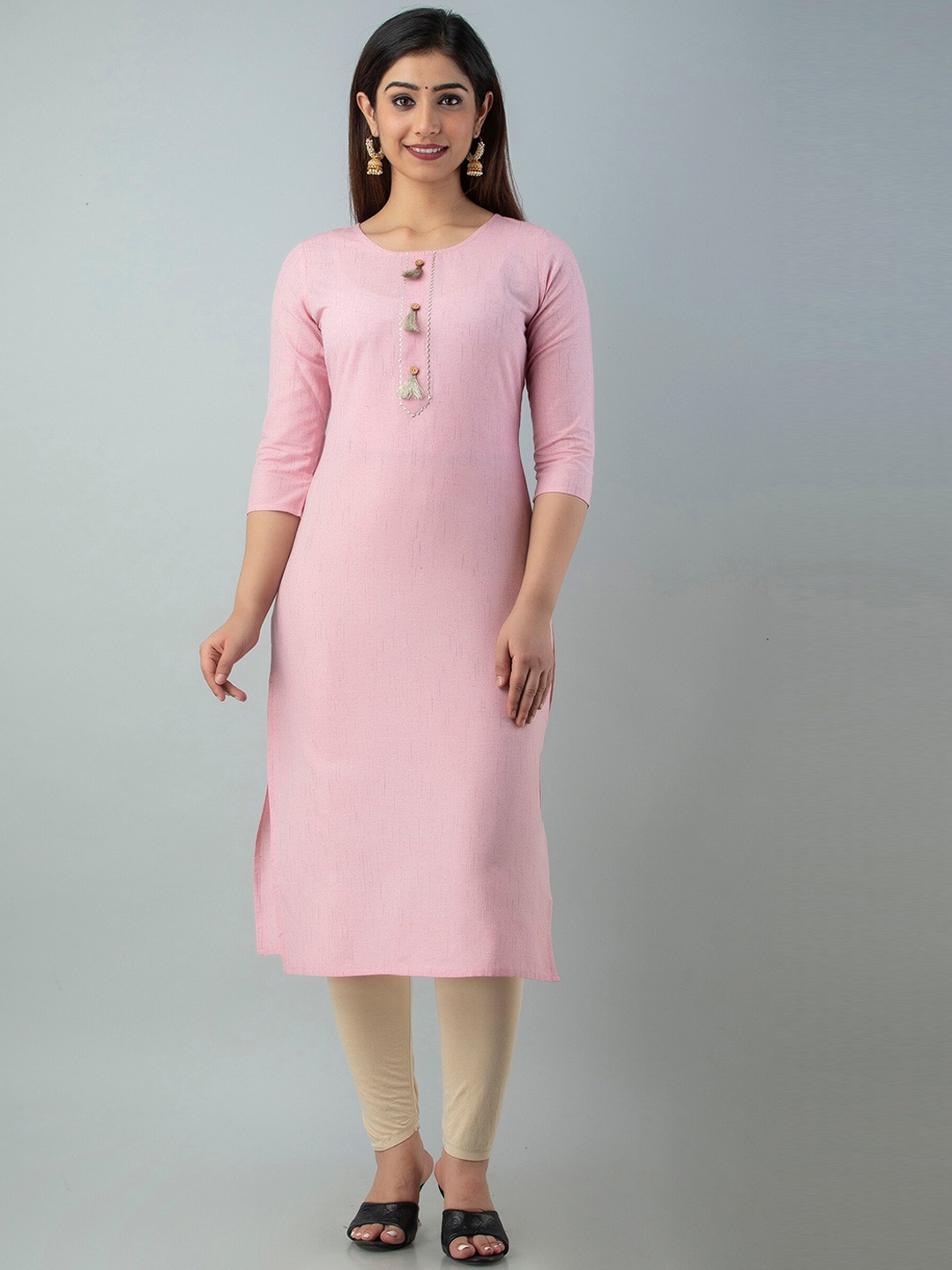 

Charu Women Pink Solid Thread Work Kurta