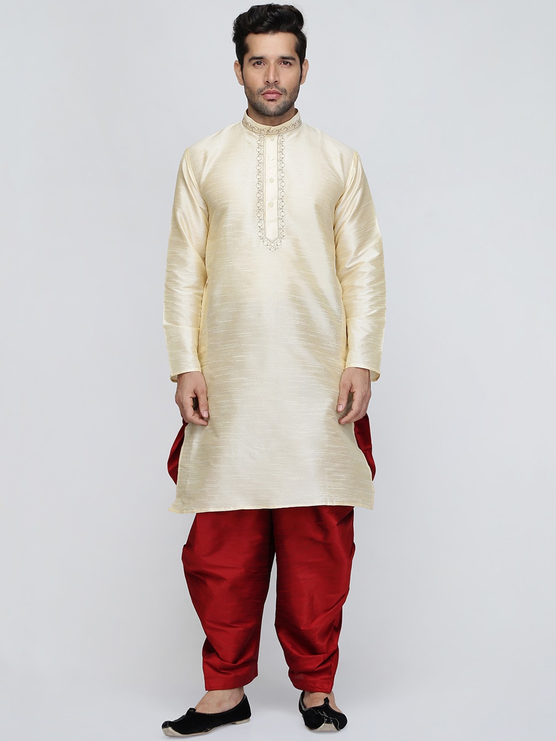 

ROYAL KURTA Men Gold-Toned Embroidered Dupion Silk Kurta with Salwar