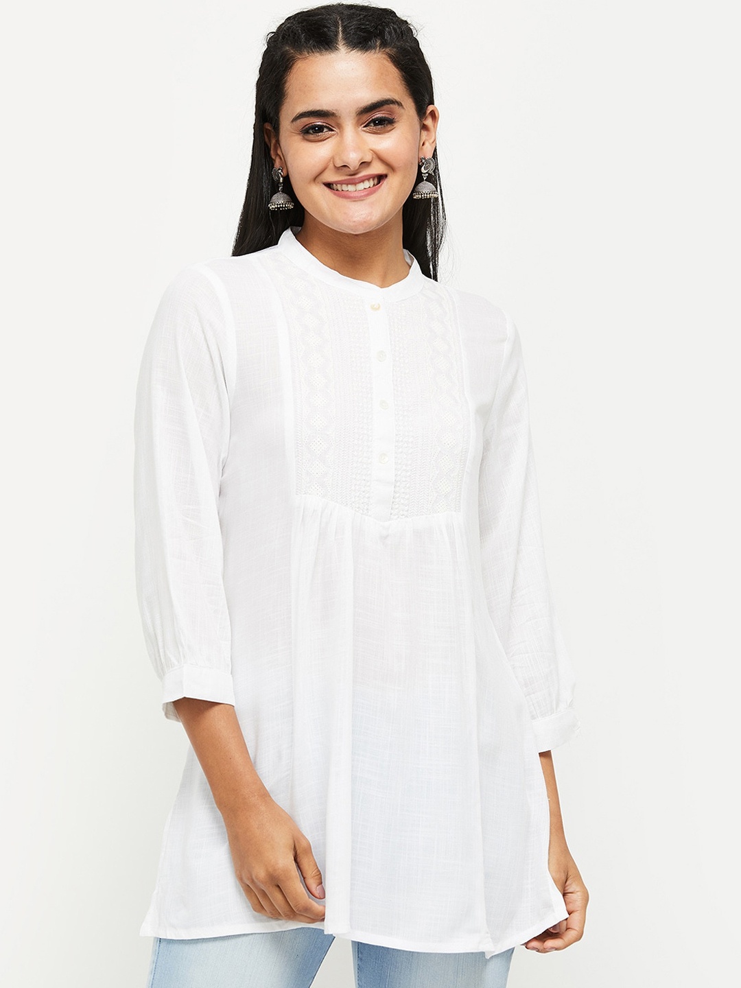 

max Women White Solid Kurta
