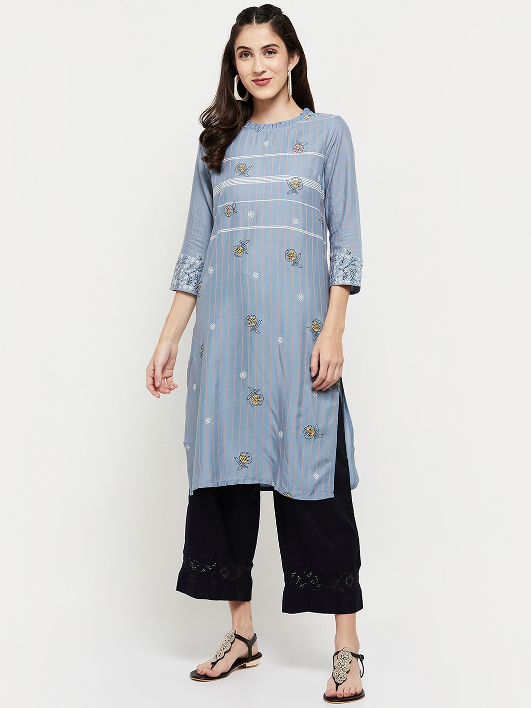 

max Women Blue Geometric Thread Work Anarkali Kurta