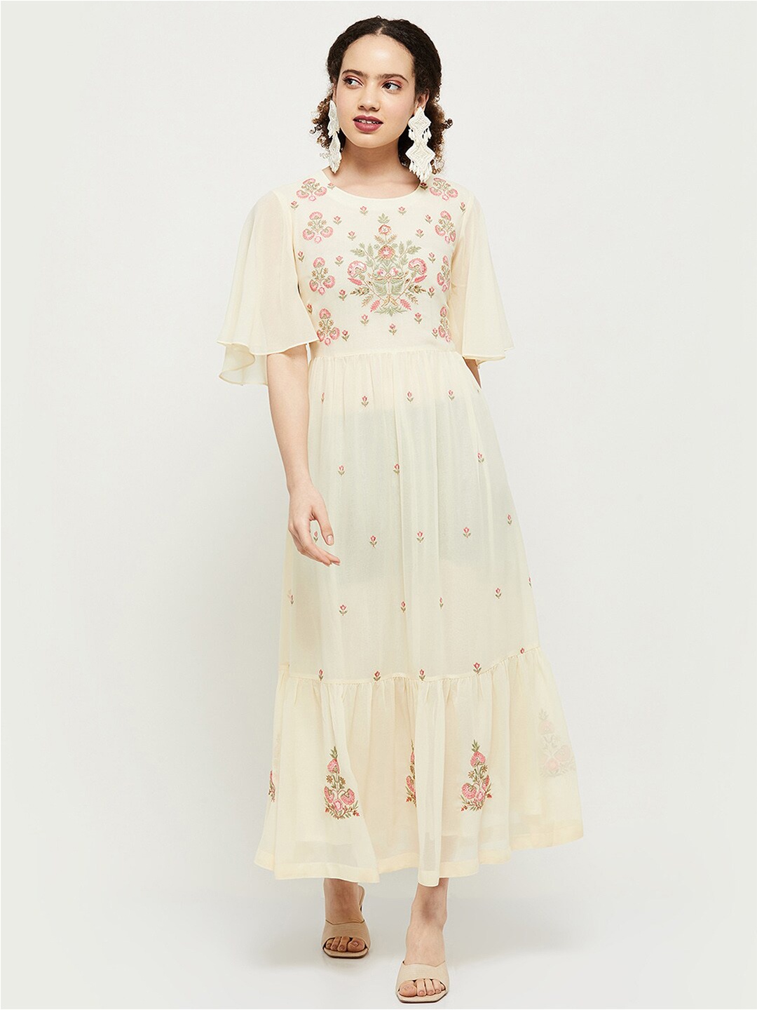 

max Off White Floral Embroidered Maxi Dress