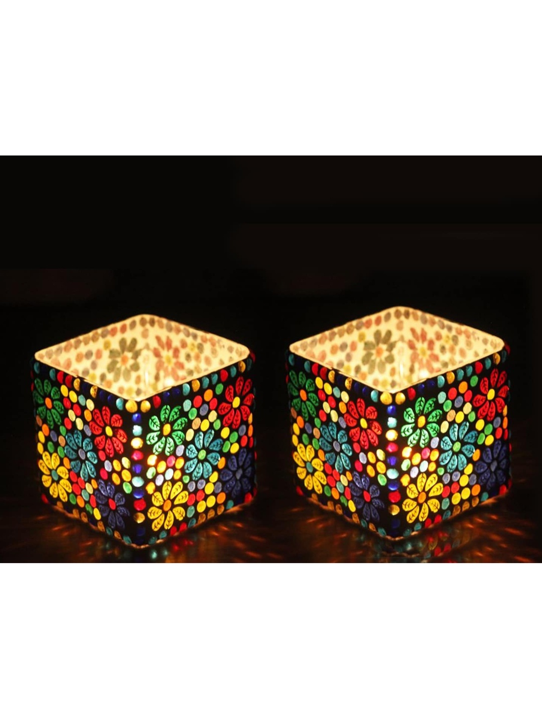 

Brahmz Set of 2 White & Blue Textured Tealight Candle Holder