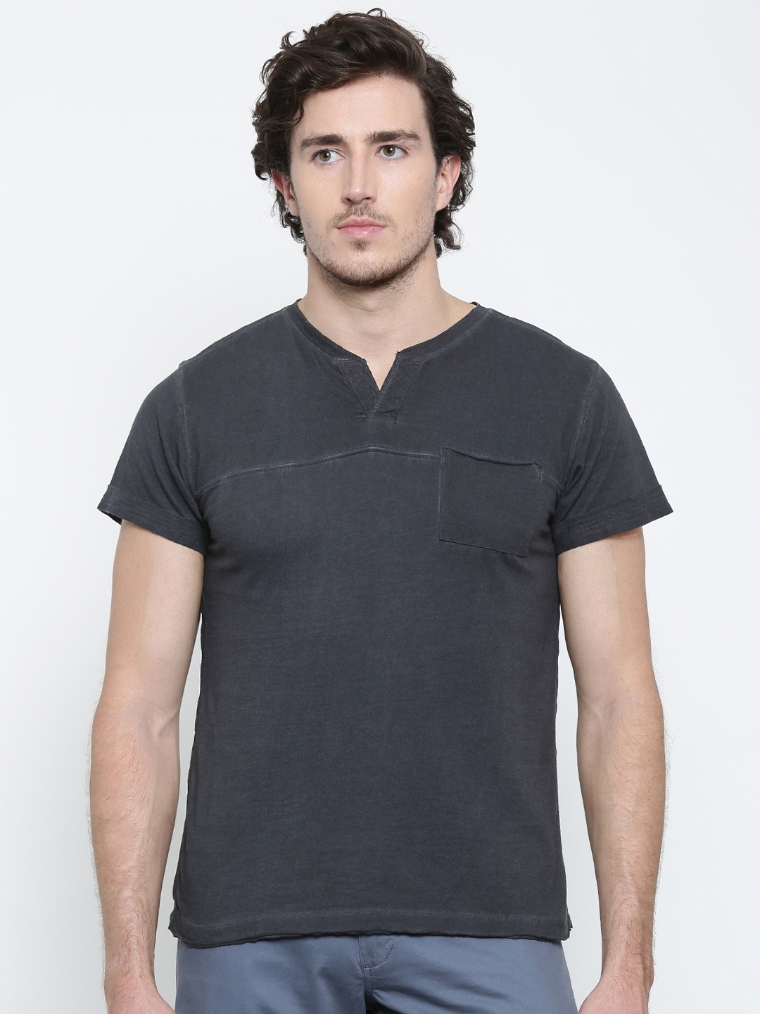 

American Crew Men Black Solid Round Neck Pure Cotton T-shirt