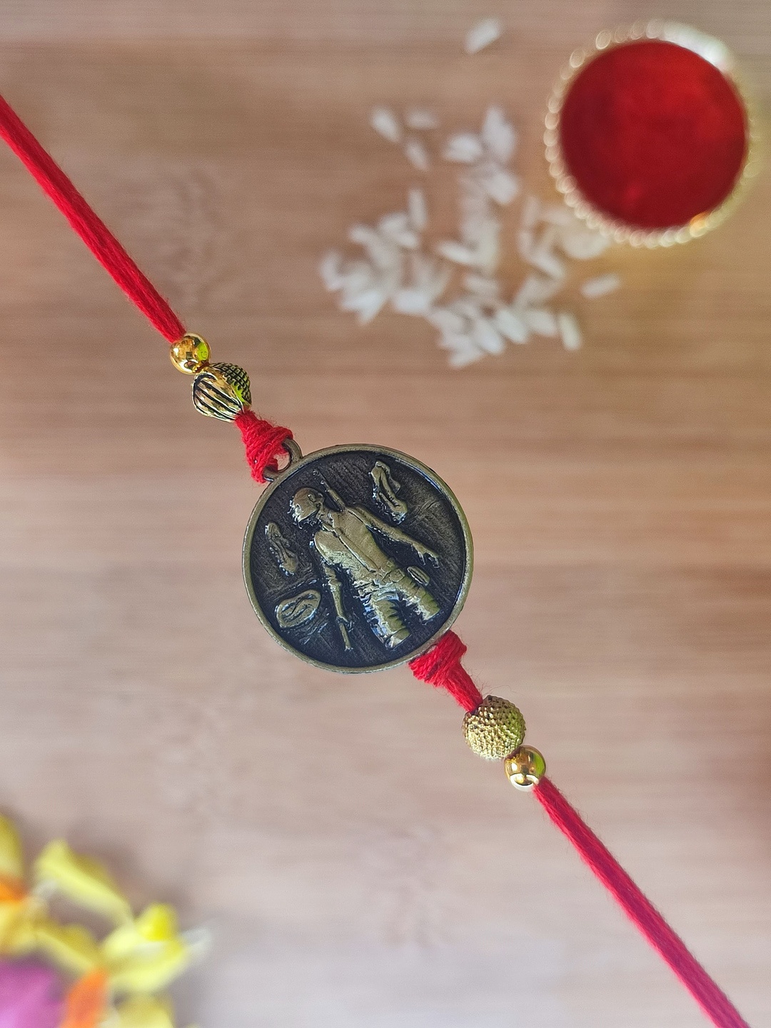 

CRAYTON Men Red Rakhi