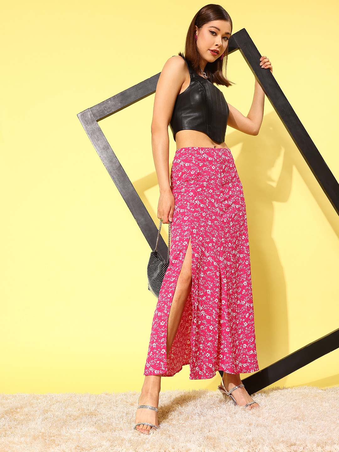 

Berrylush Floral Print Peekaboo High Slit Skirt, Pink