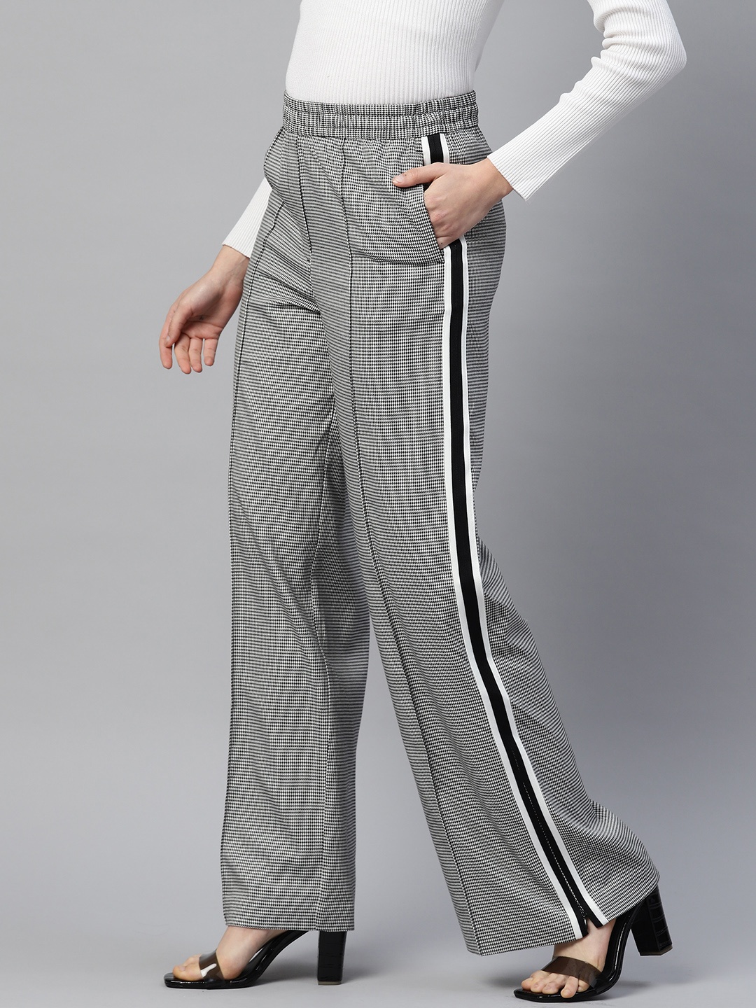 

Marks & Spencer Women Houndstooth Print High-Rise Trousers, White