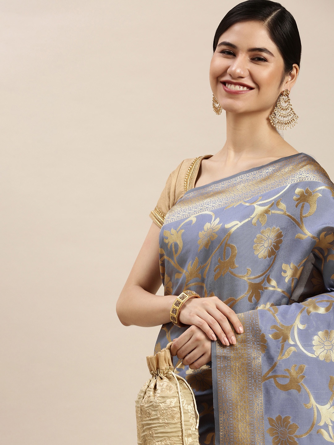 

Hinayat Fashion Lavender & Gold-Toned Woven Design Zari Silk Blend Banarasi Saree
