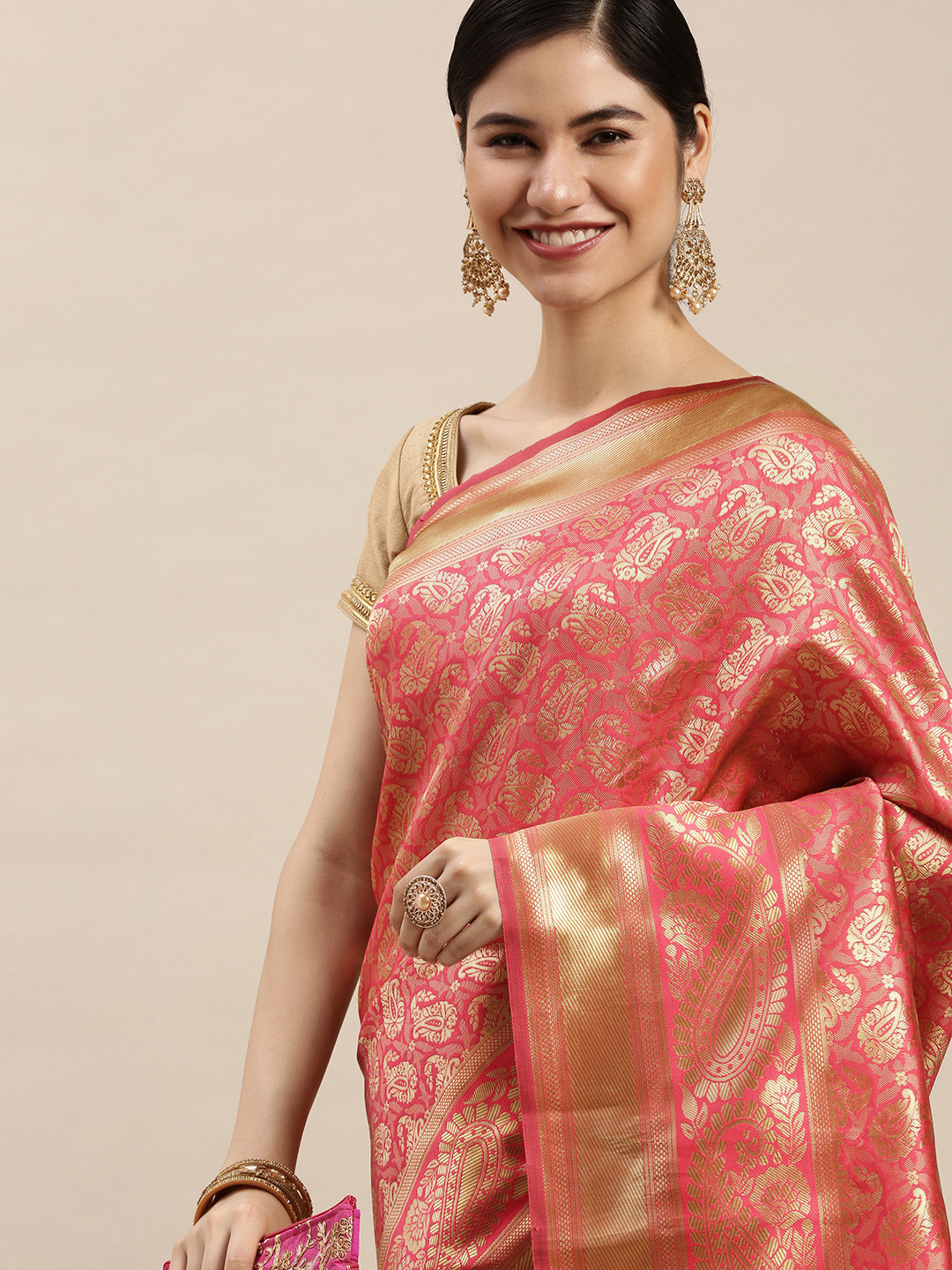 

Hinayat Fashion Pink Ethnic Motifs Zari Silk Blend Banarasi Saree