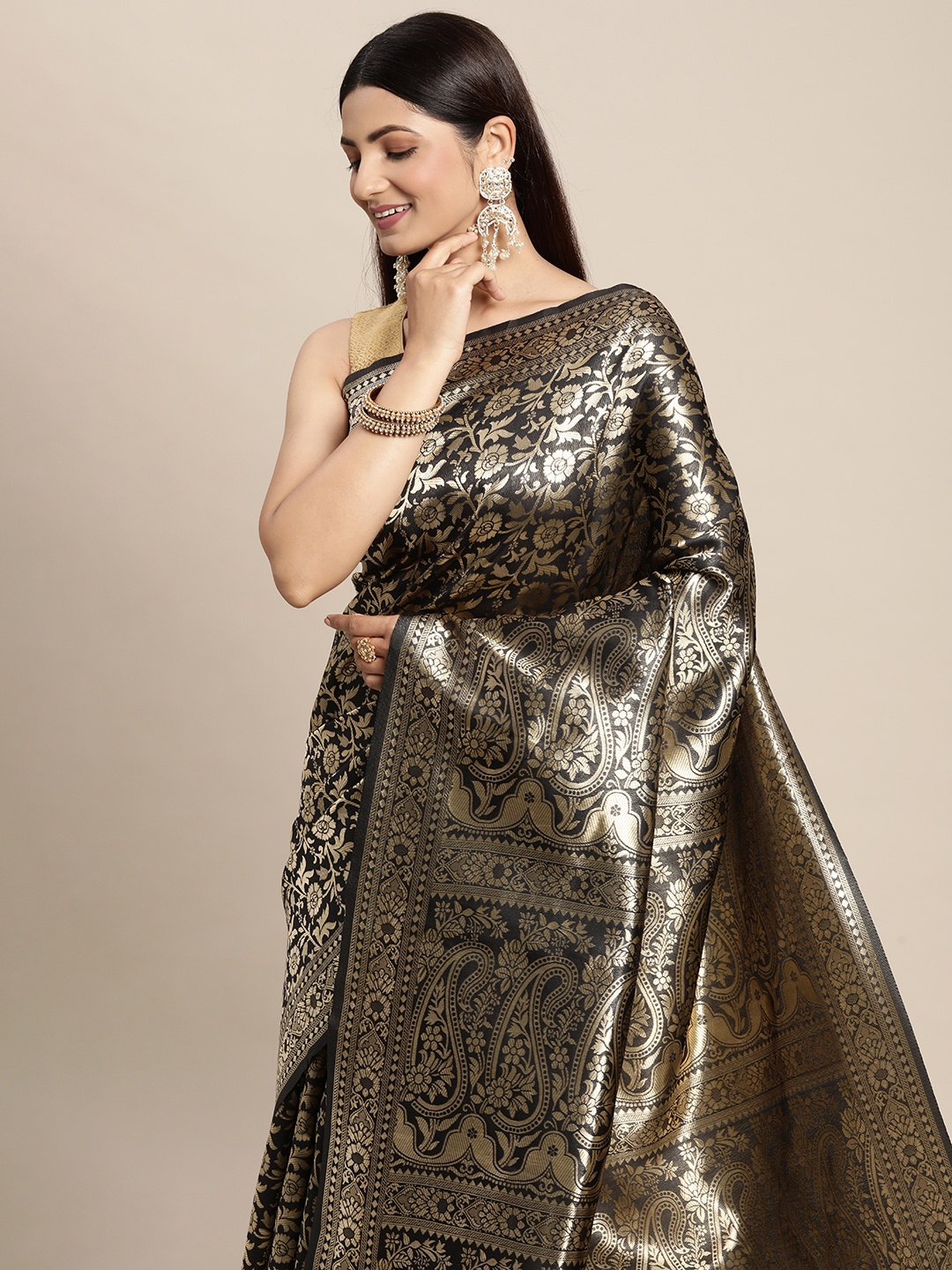 

Hinayat Fashion Black Ethnic Motifs Zari Silk Blend Banarasi Saree