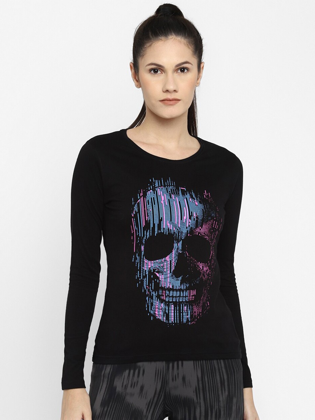 

appulse Women Black Printed Cotton T-shirt