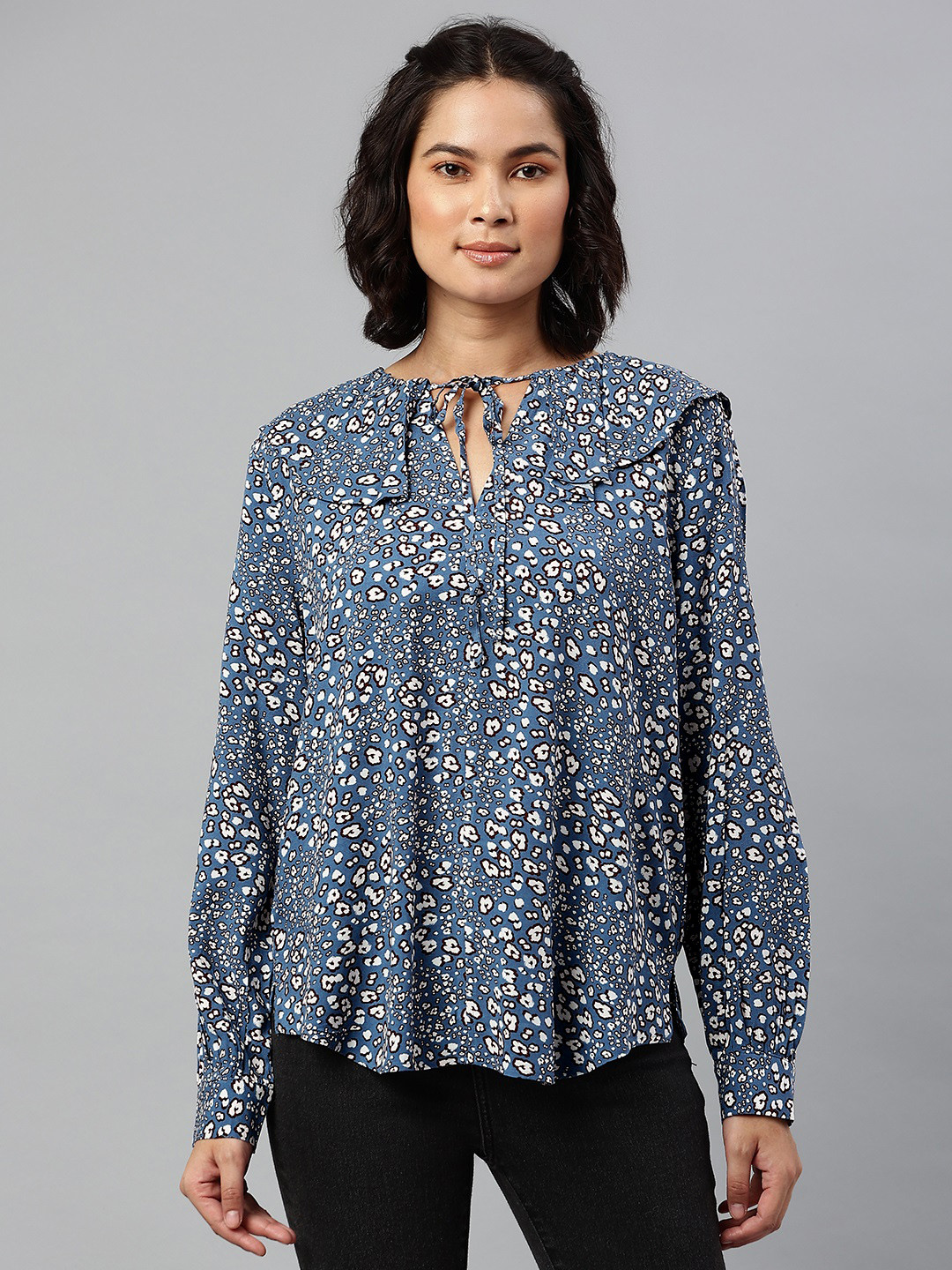 

Marks & Spencer Blue & Beige Print Tie-Up Neck Ruffles Longline Top