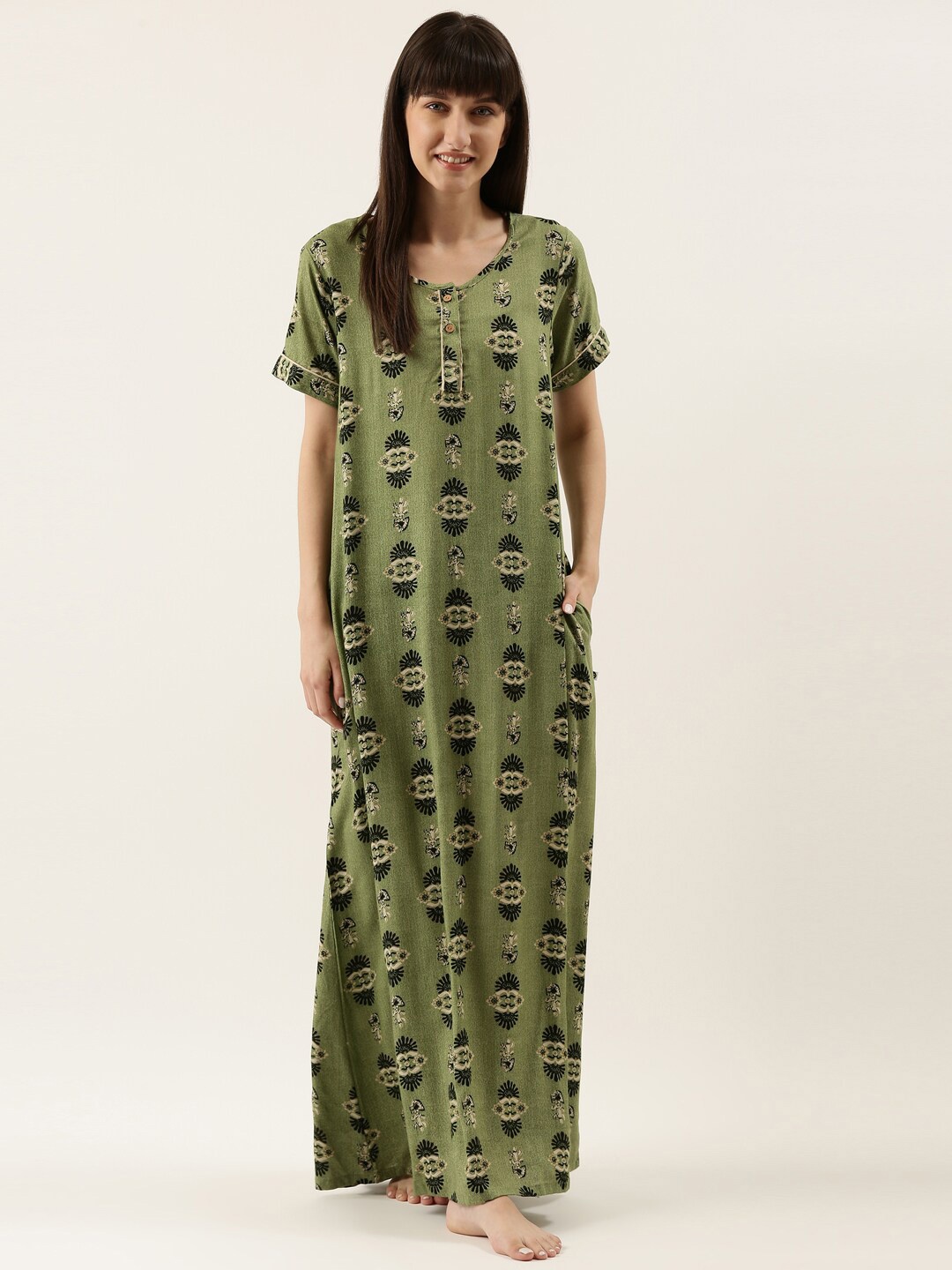 

Bannos Swagger Women Green Printed Maxi Nightdress