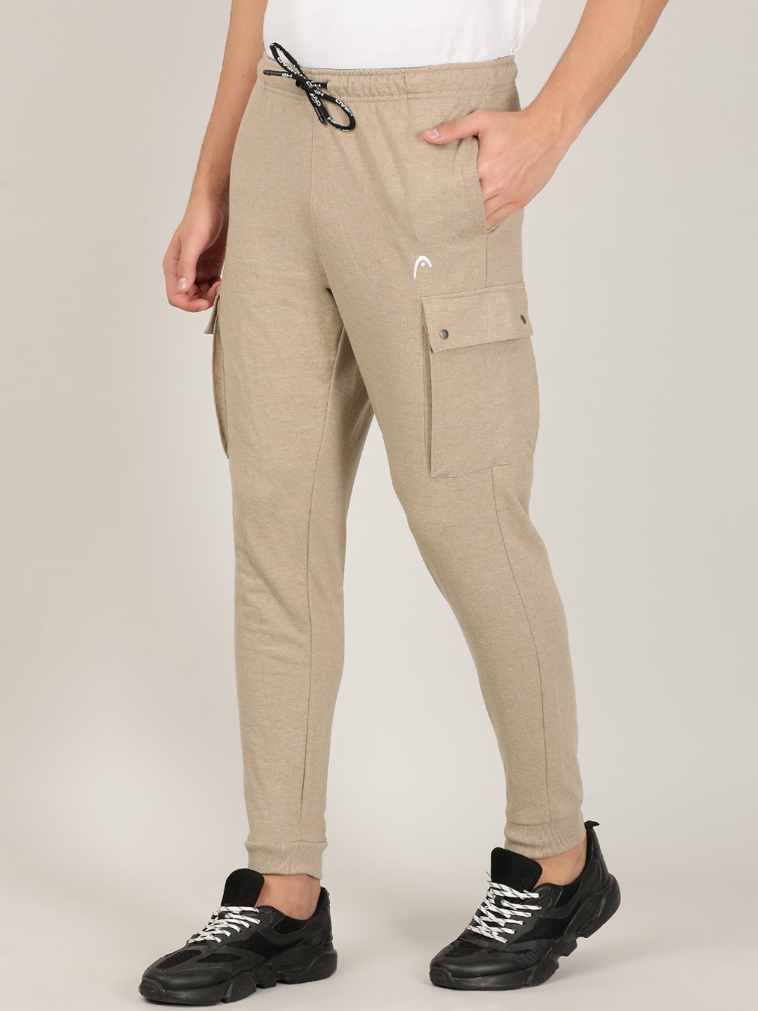 

Head Men Brown Solid Slim Fit Joggers