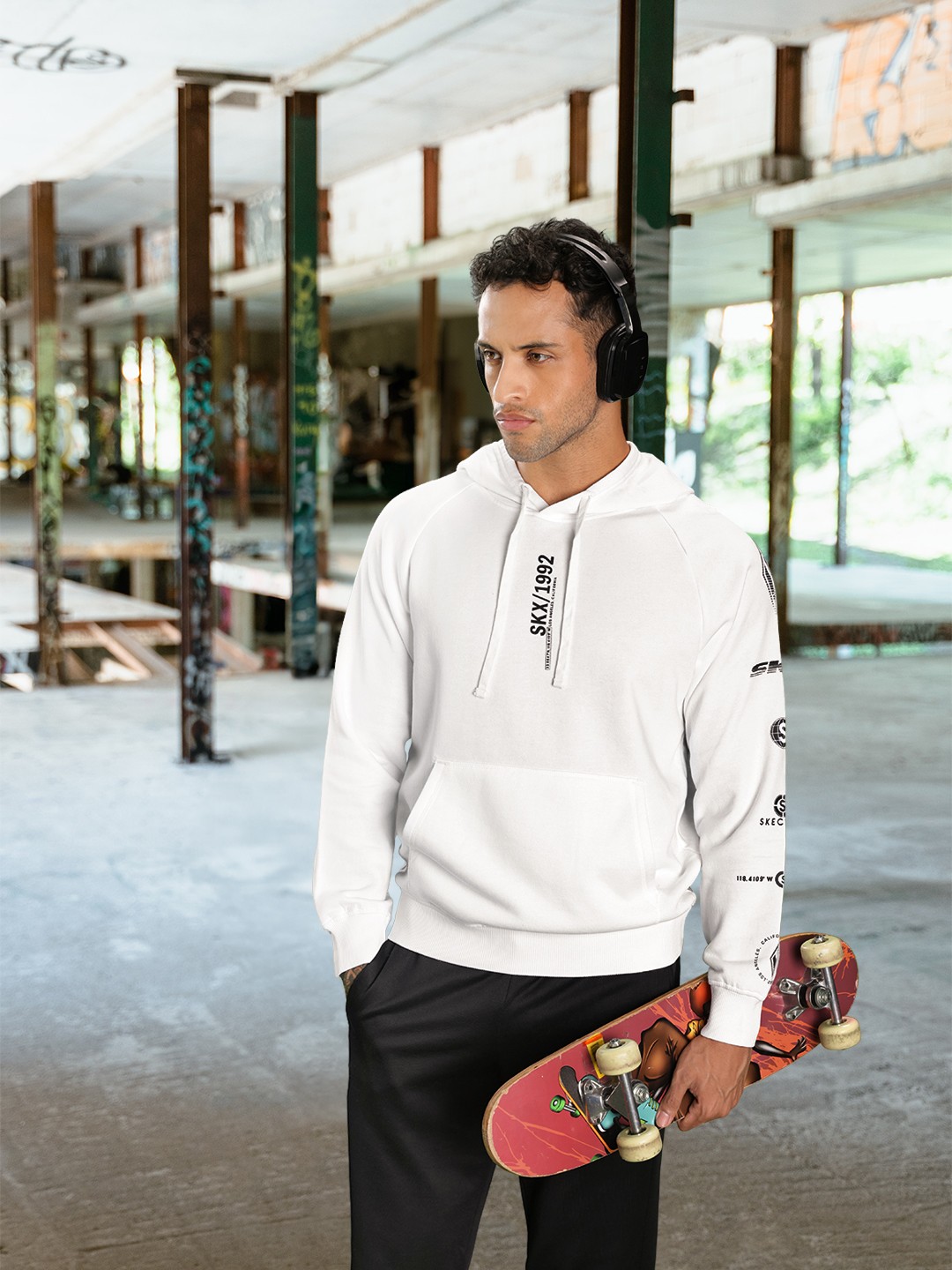 

Skechers SKX VAROCITY PULLOVER Hooded Lounge Sweatshirt, White