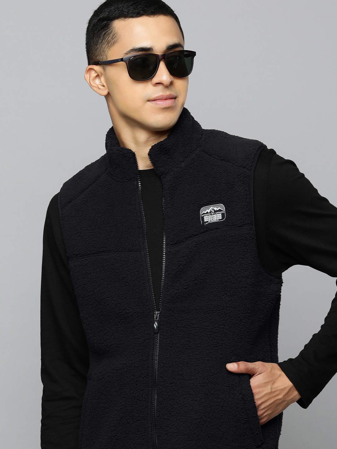 

Skechers Men Black Sporty Jacket