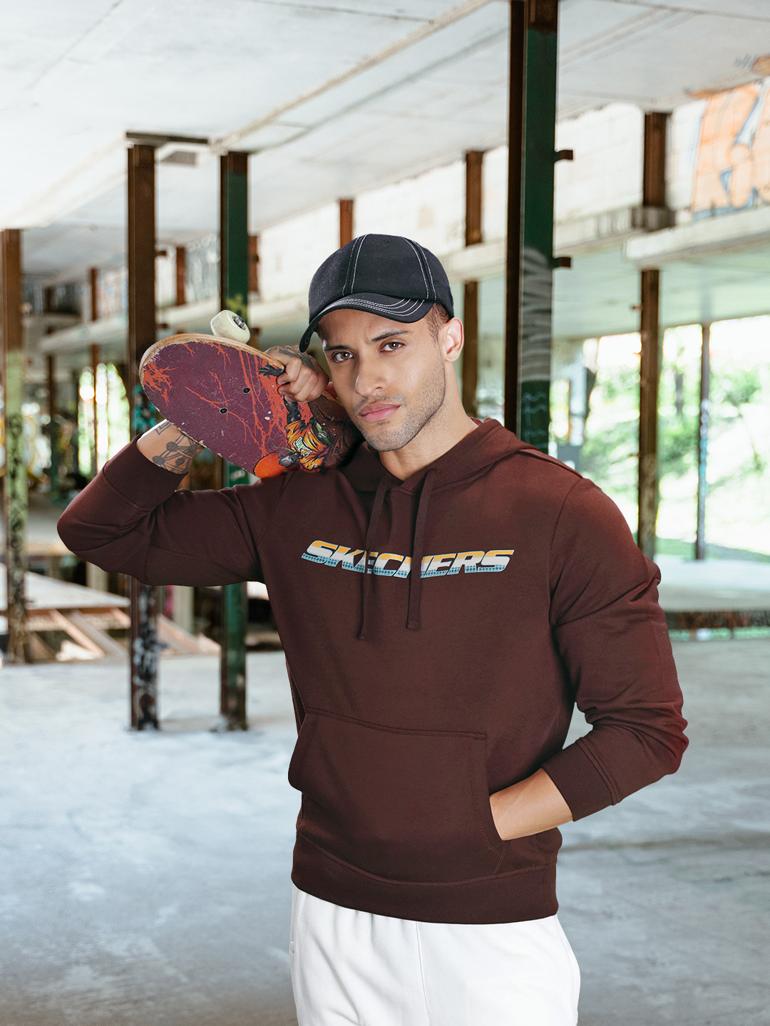 

SKECHERS Brand Logo Printed HERITAGE GRID PULLOV Hooded Lounge Sweatshirt, Brown