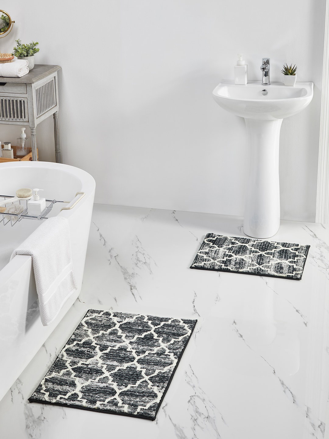 

Pano Grey Printed 1902 GSM Bath Rugs