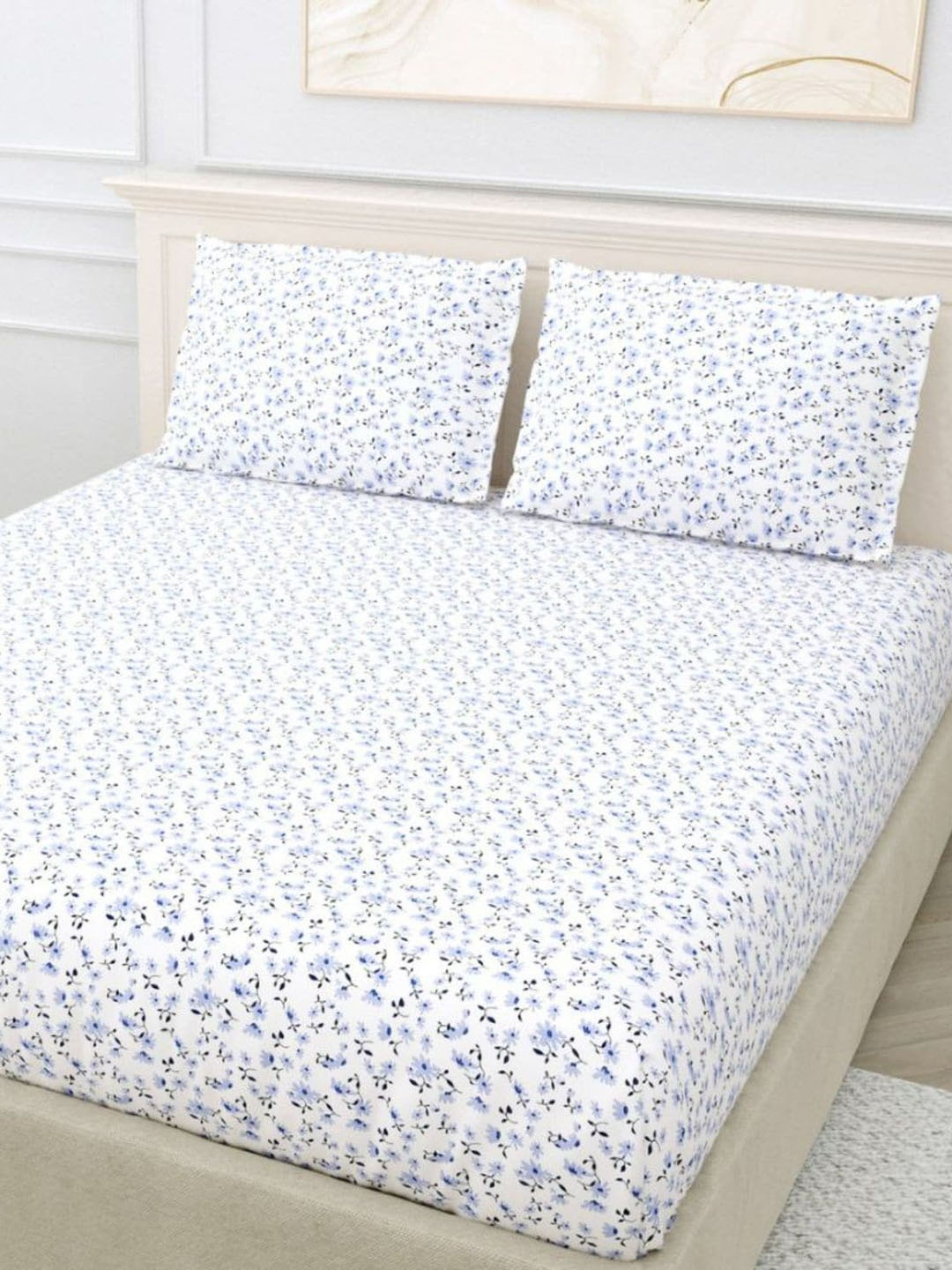 

haus & kinder Blue & White Floral 186 TC Queen Bedsheet with 2 Pillow Covers