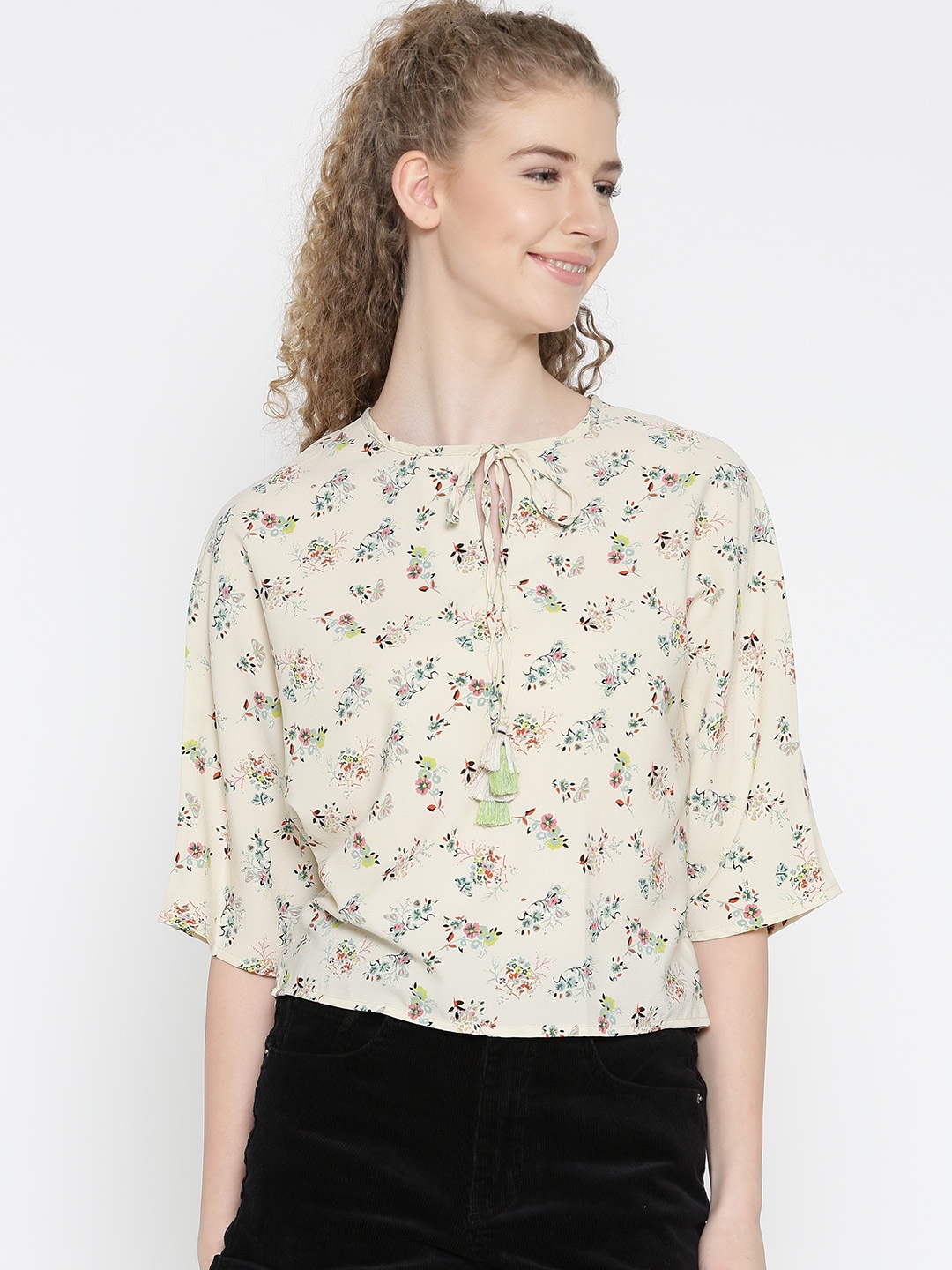 

Noi Women Cream-Coloured Printed Top