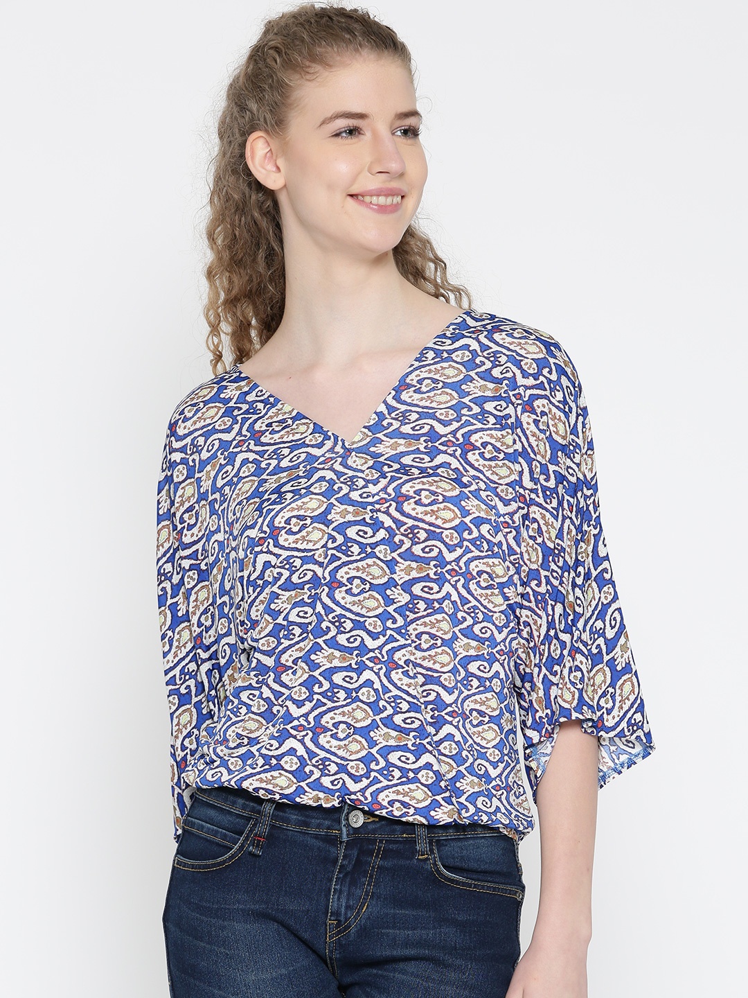 

Noi Women Blue Printed Wrap Top