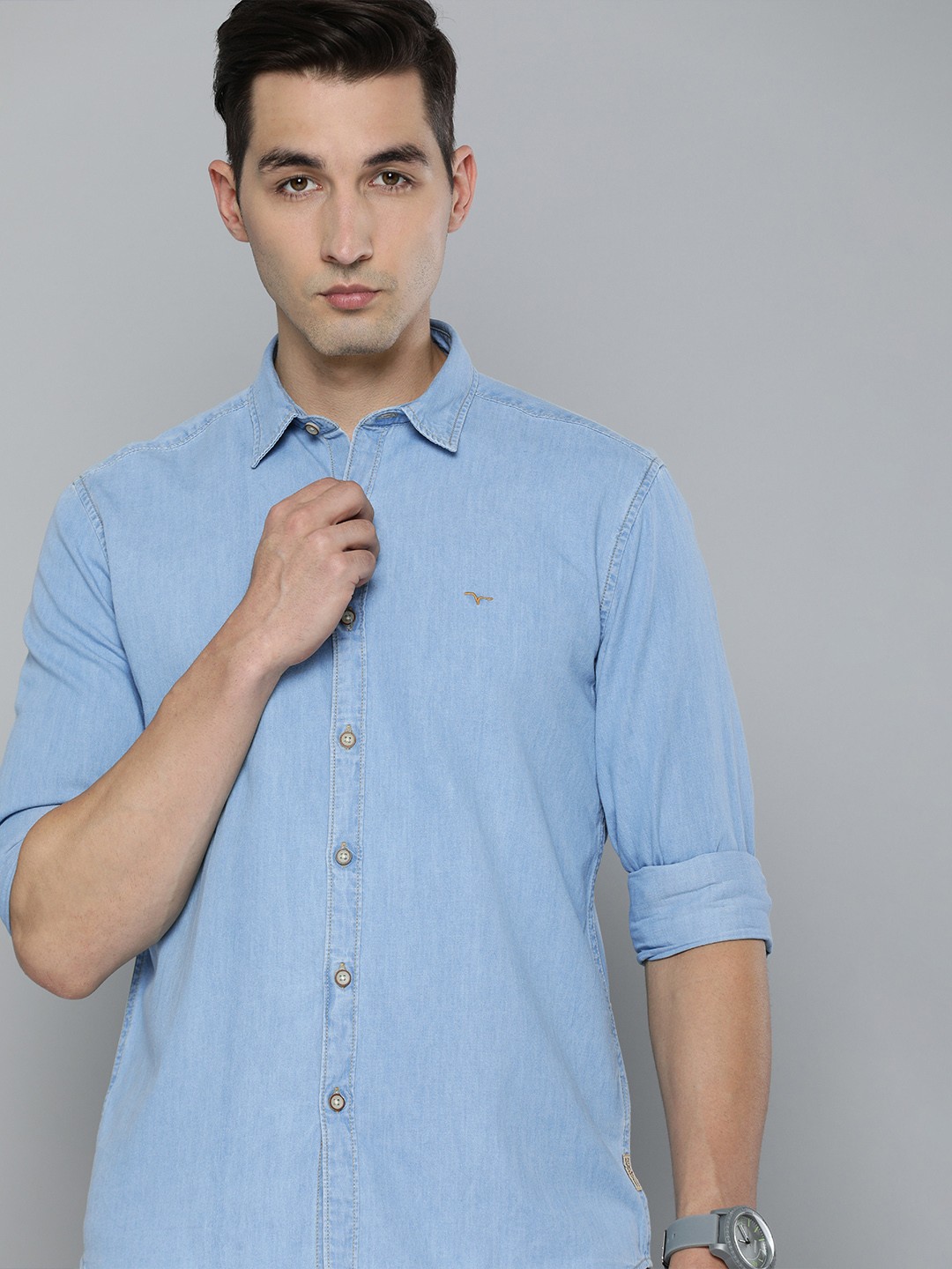 

Flying Machine Men Blue Tailored Fit Pure Cotton Chambray Casual Shirt