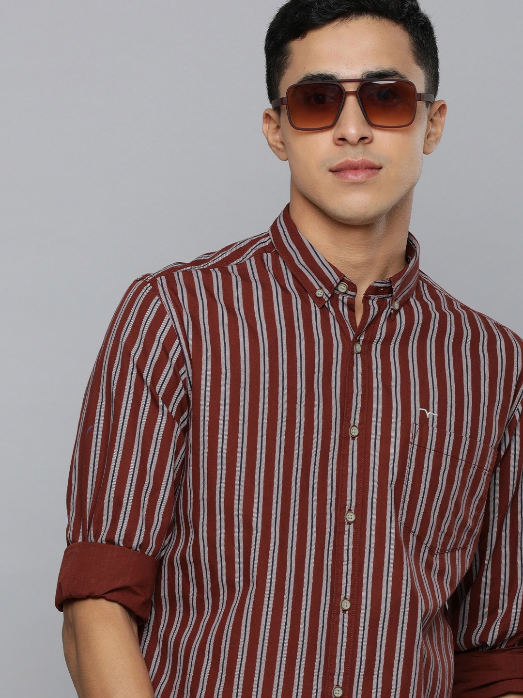 

Flying Machine Men Maroon Striped Pure Cotton Slim Fit Casual Shirt