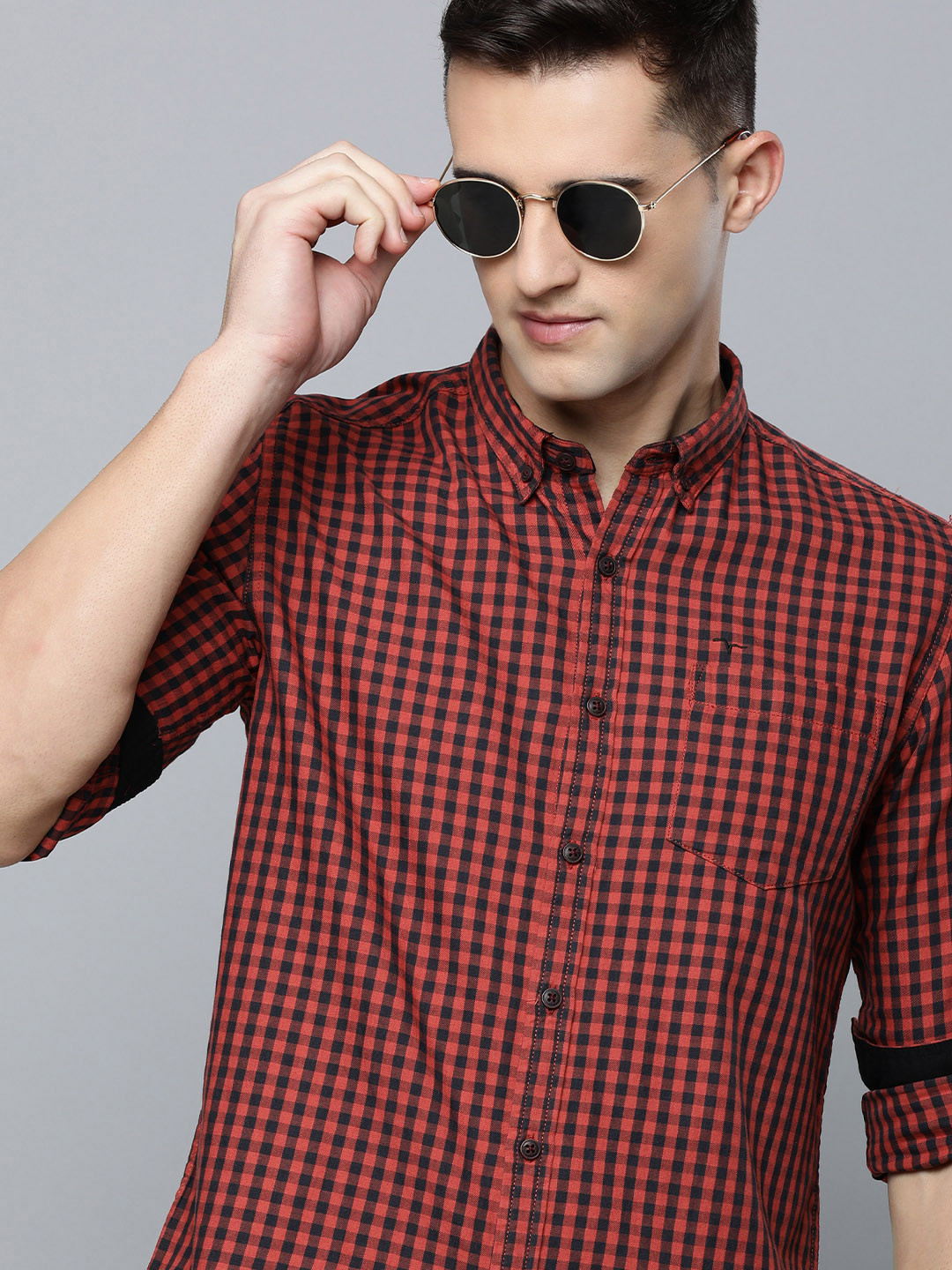 

Flying Machine Men Red & Black Slim Fit Gingham Checks Pure Cotton Casual Shirt