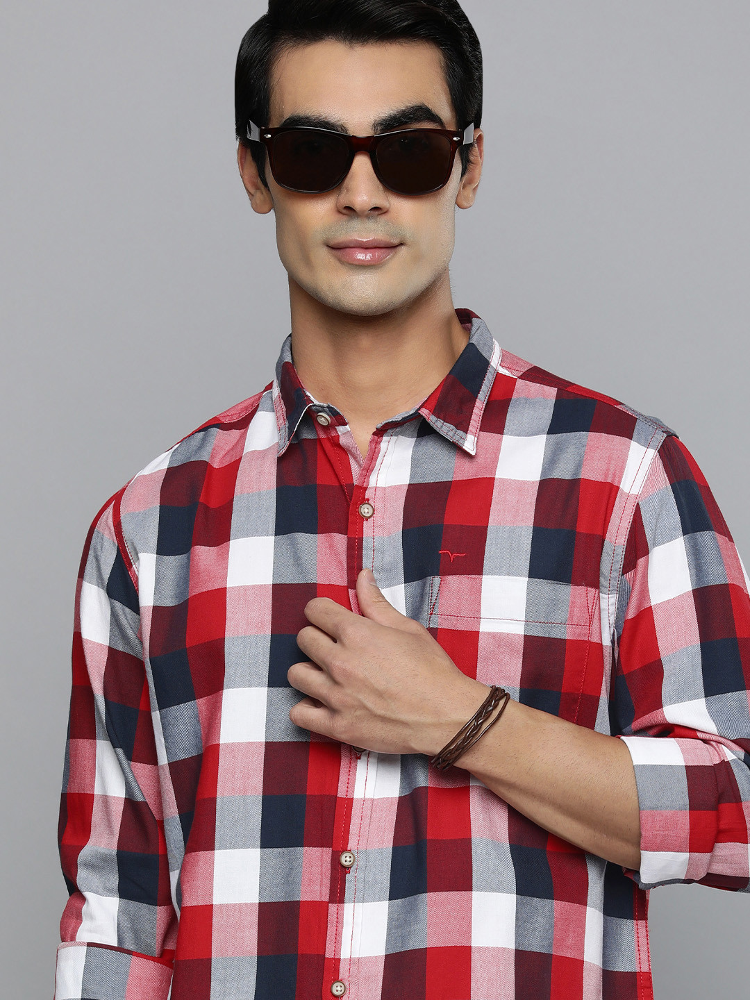 

Flying Machine Men Red Slim Fit Buffalo Checks Opaque Pure Cotton Casual Shirt